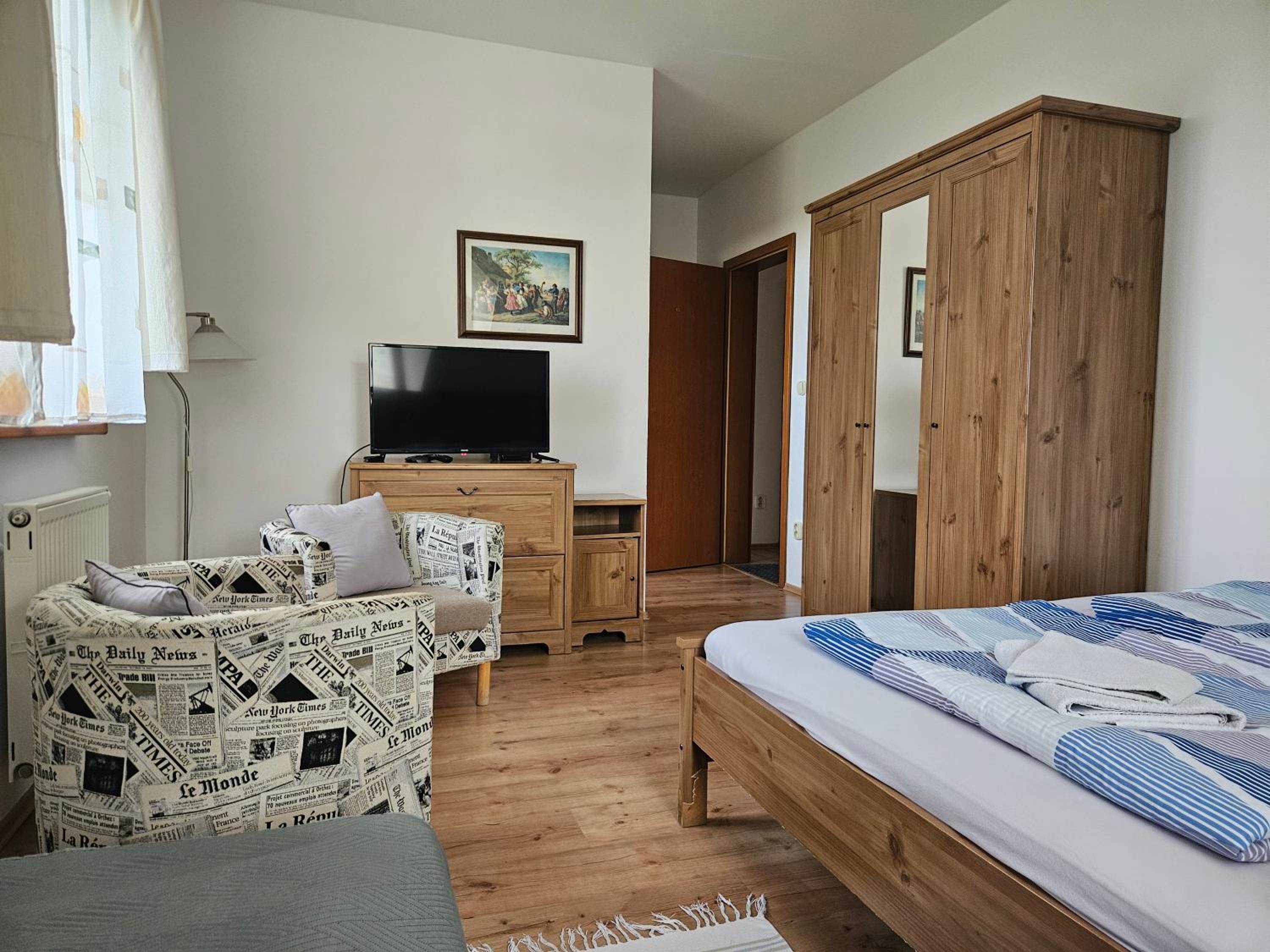 Double Room - Photo 2