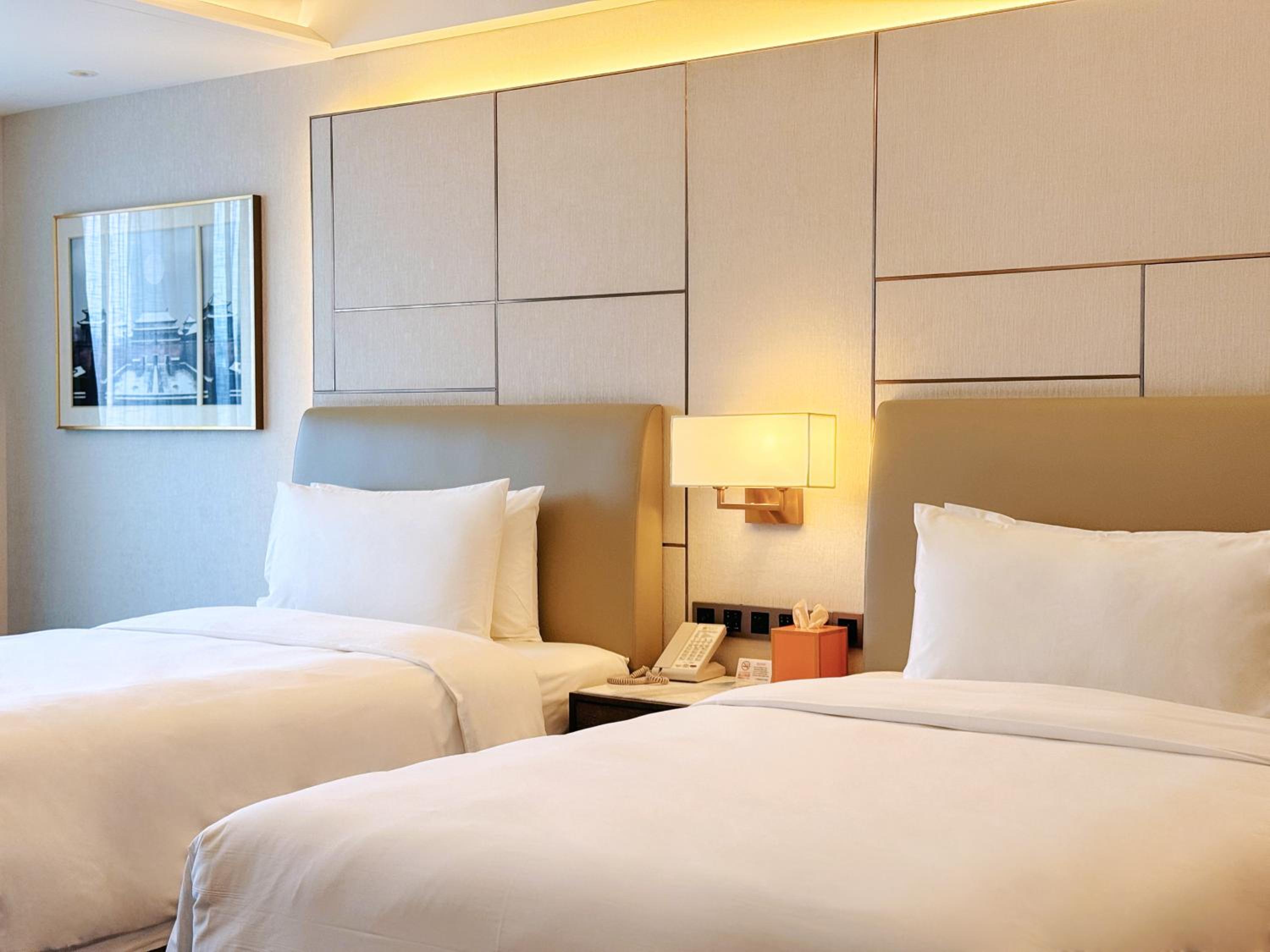Superior Twin Room photo 3