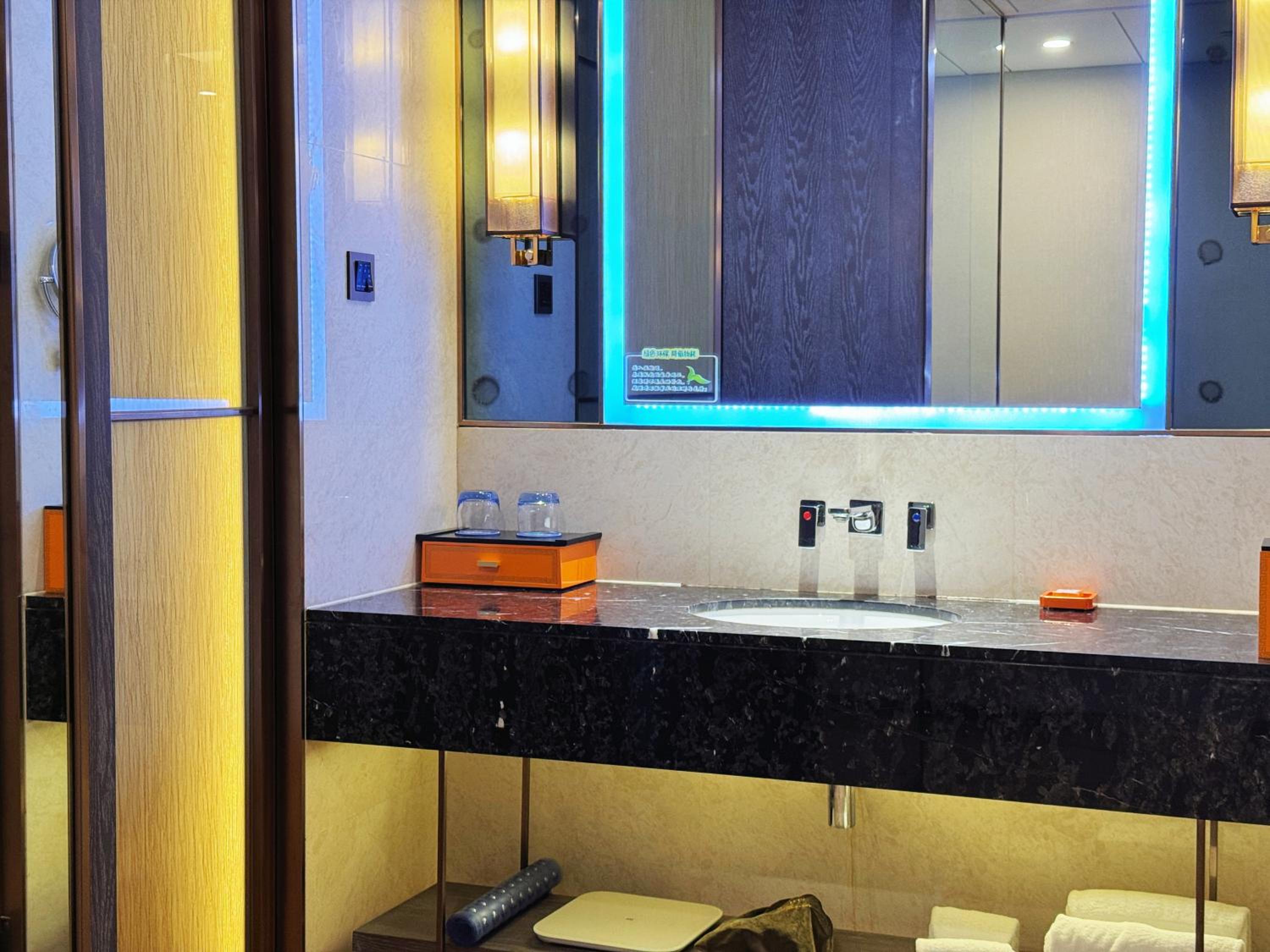 Superior Twin Room photo 2