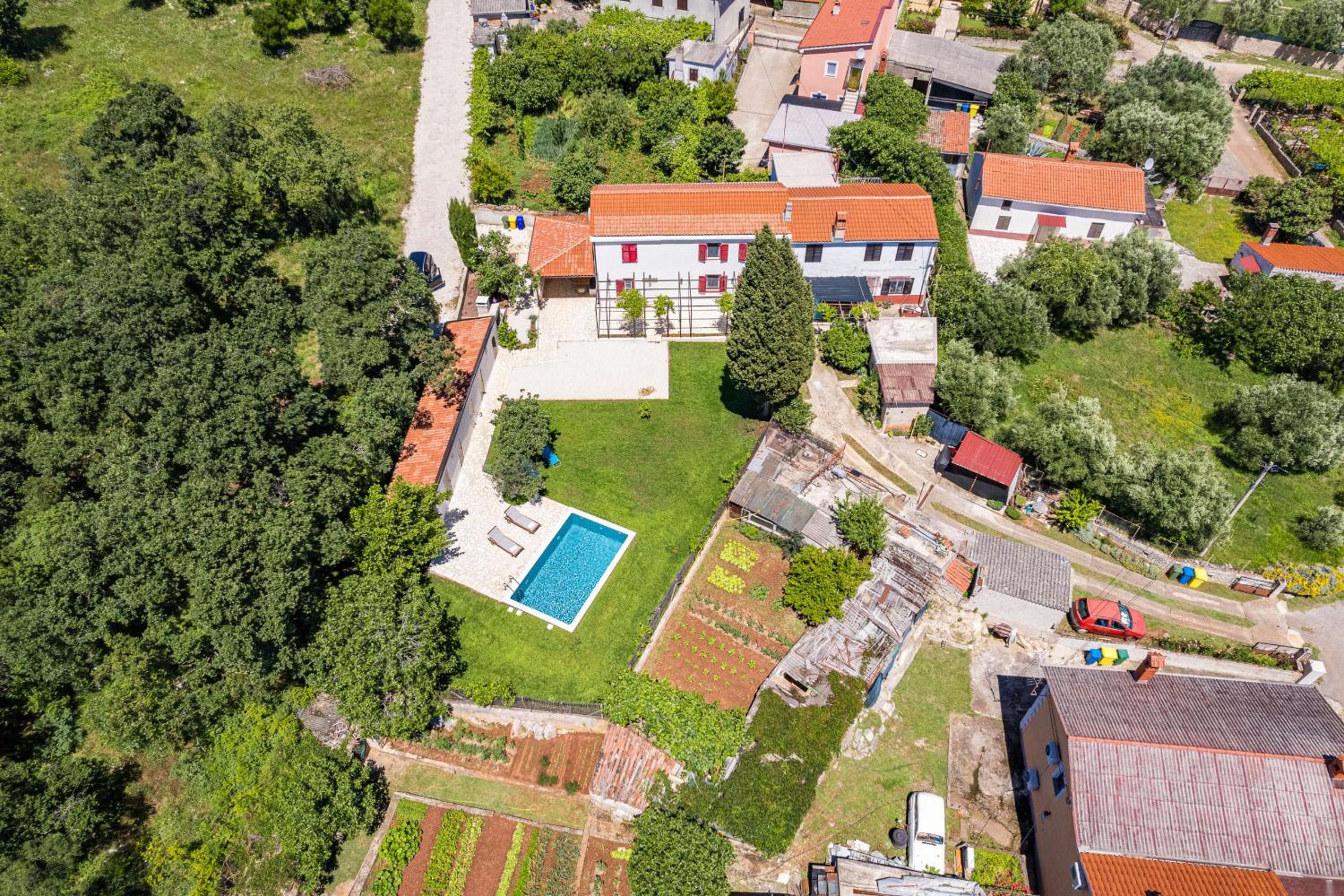 Villa photo 2