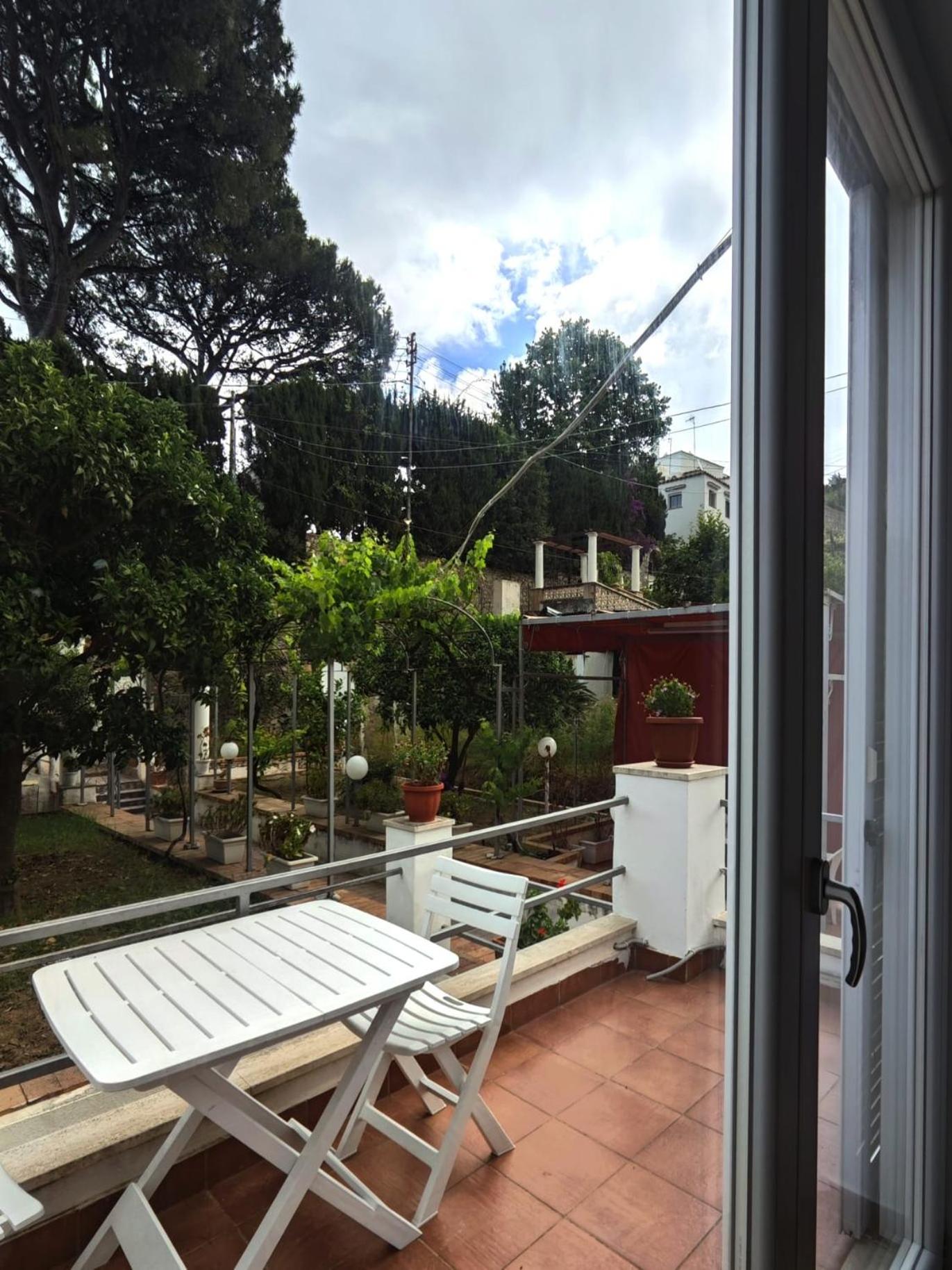 Double Room with Balcony photo 2
