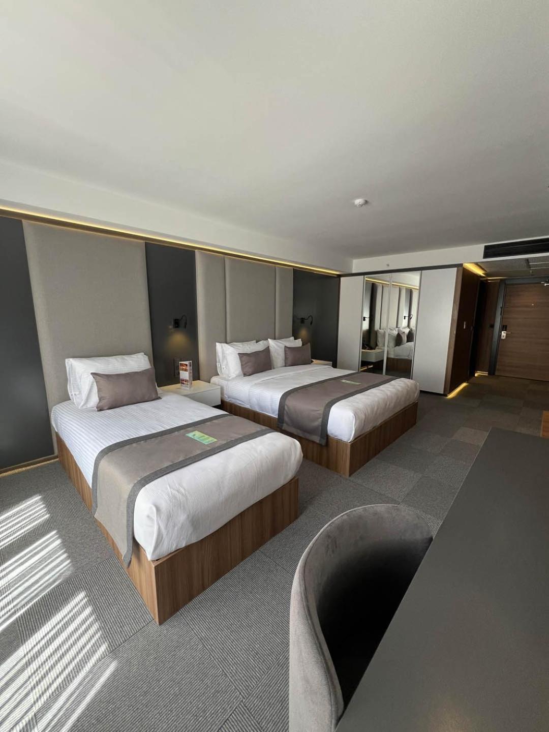Standard Double Room - Photo 13