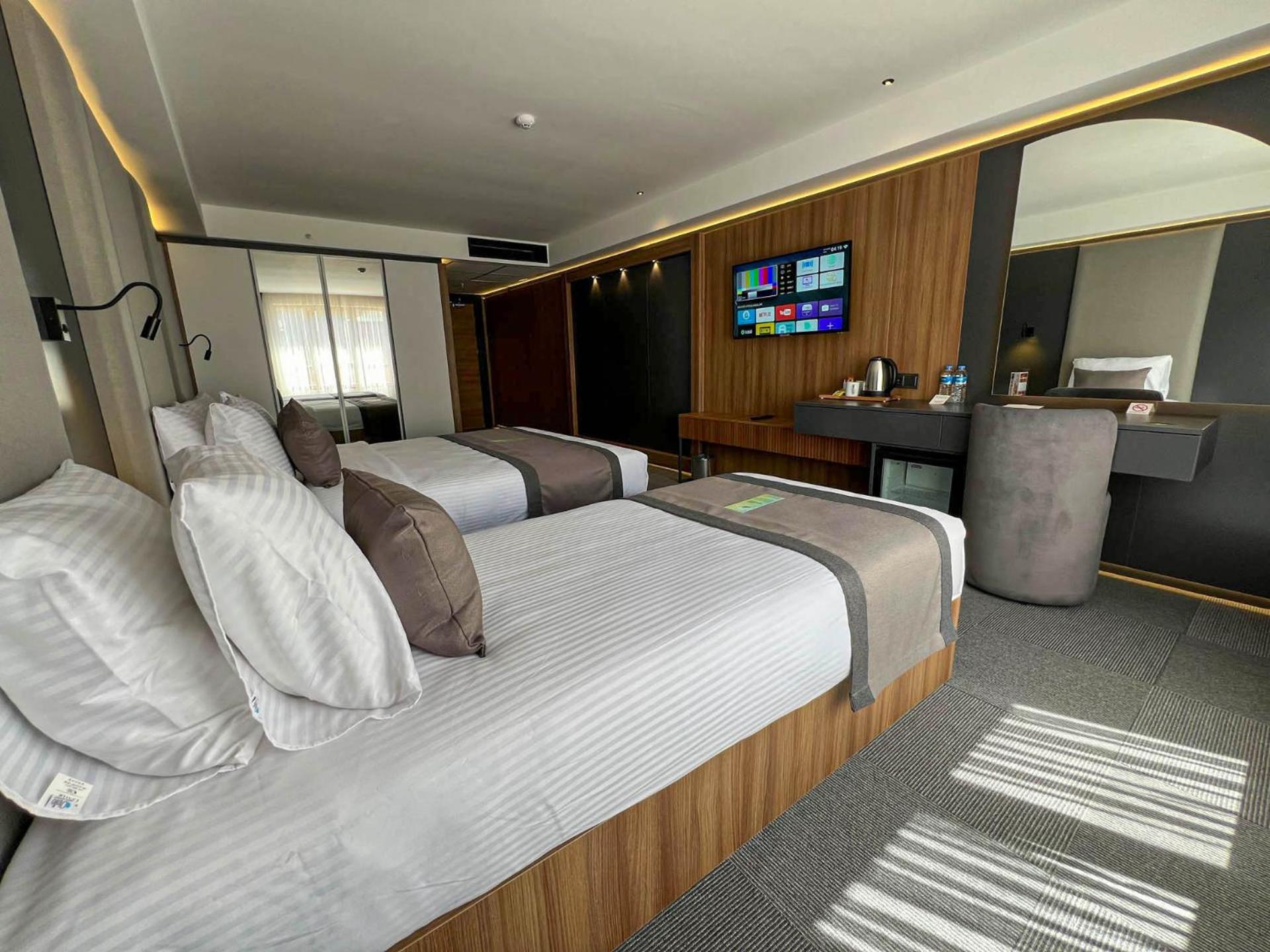 Standard Double Room - Photo 6