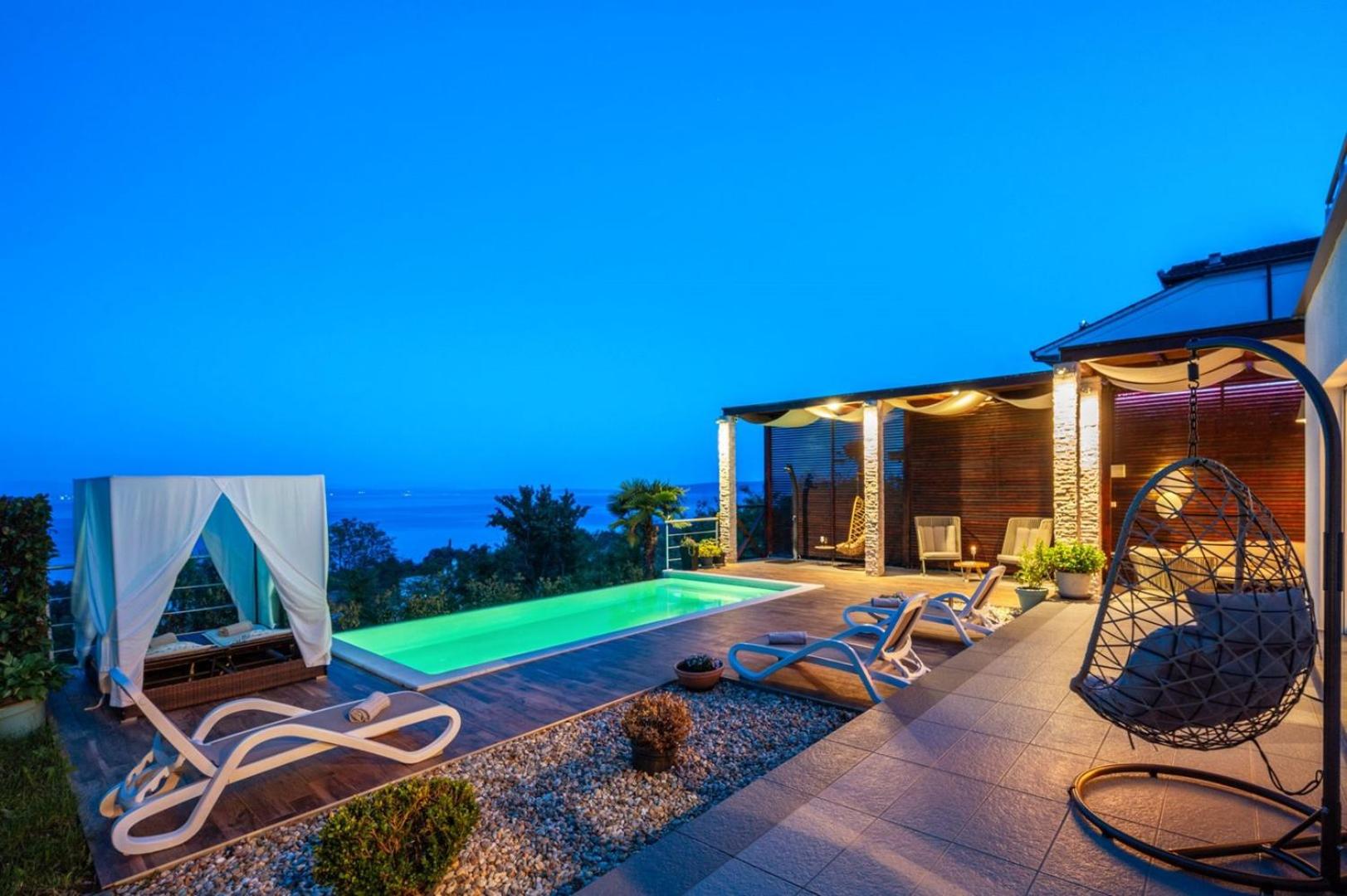 Villa with Private Pool photo 3
