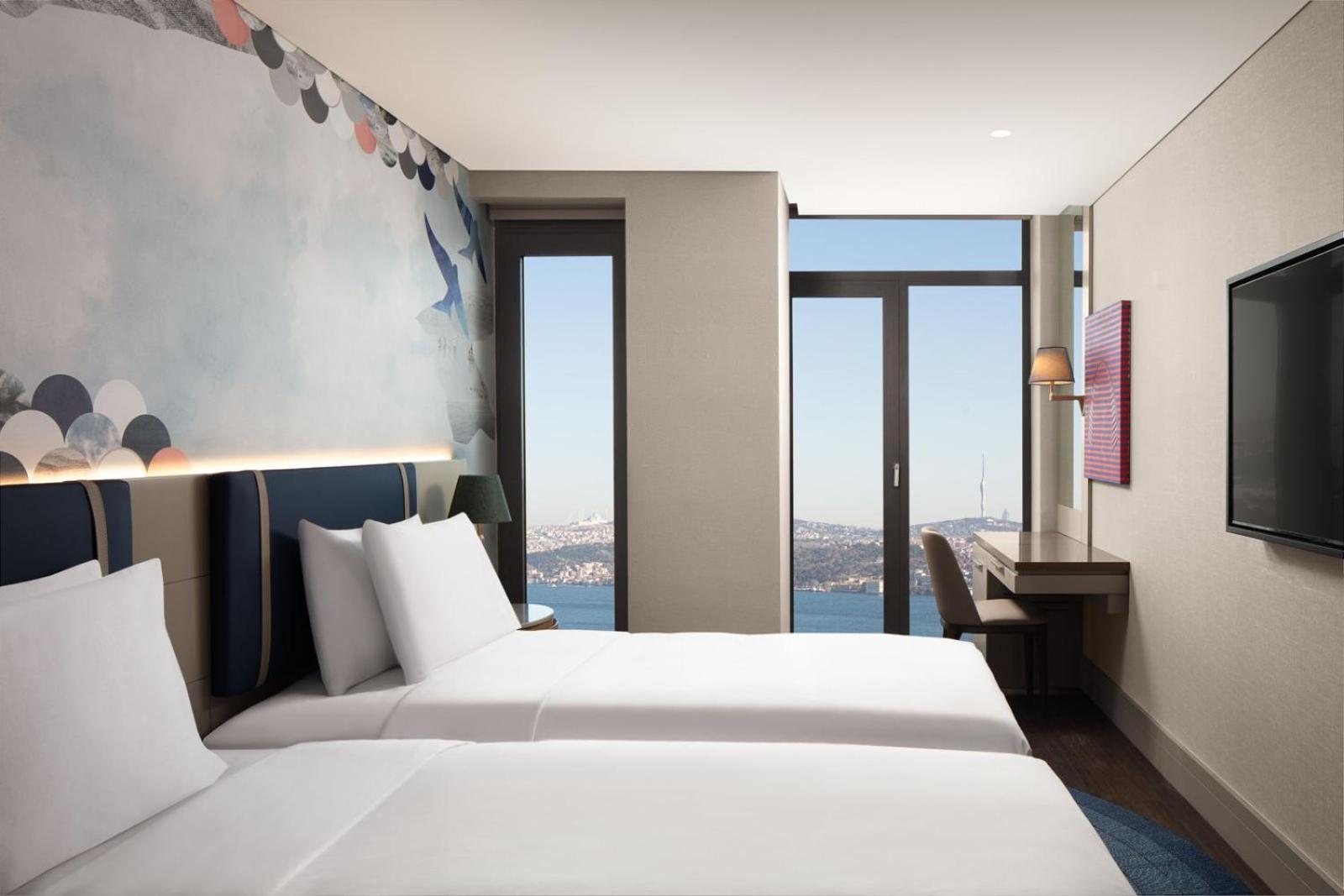 Deluxe Twin Room with Bosphorus View