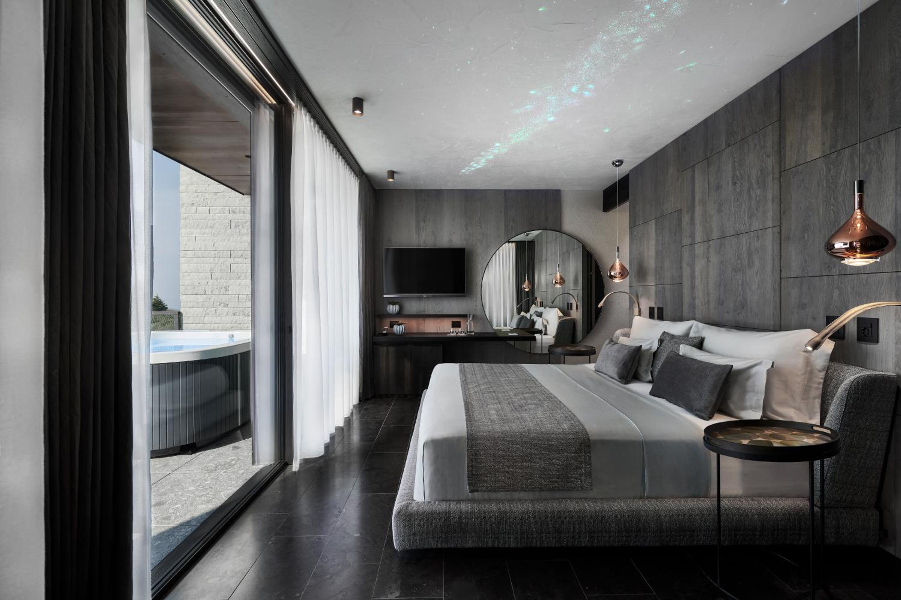 Villa with Private Pool - Photo 6