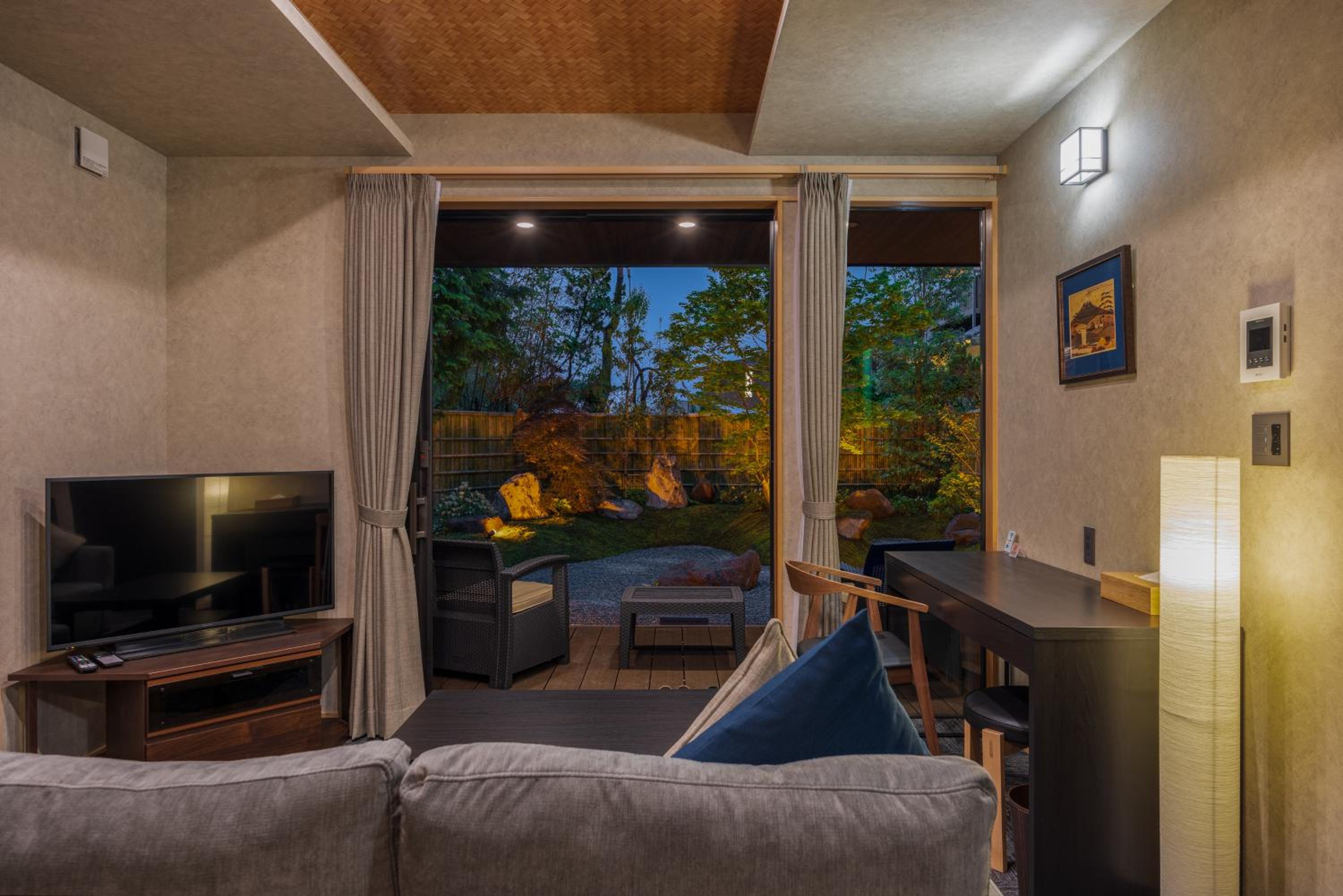 One-Bedroom Suite