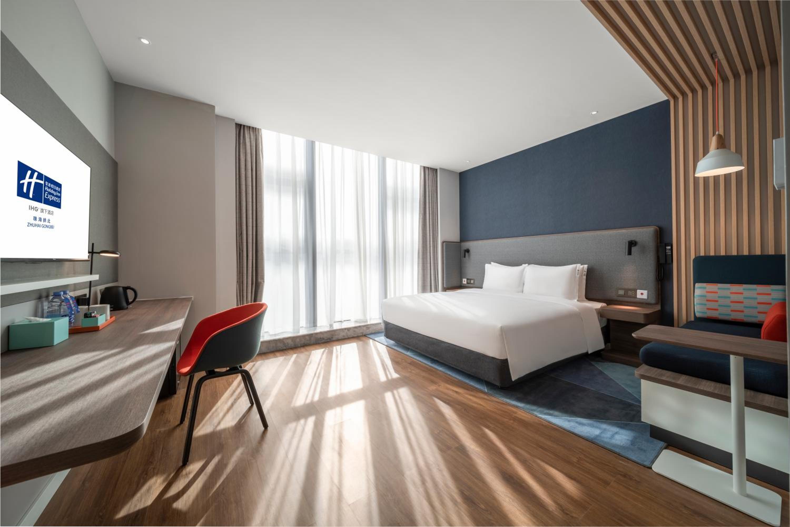 Standard King Room - Disability Access - Photo 3