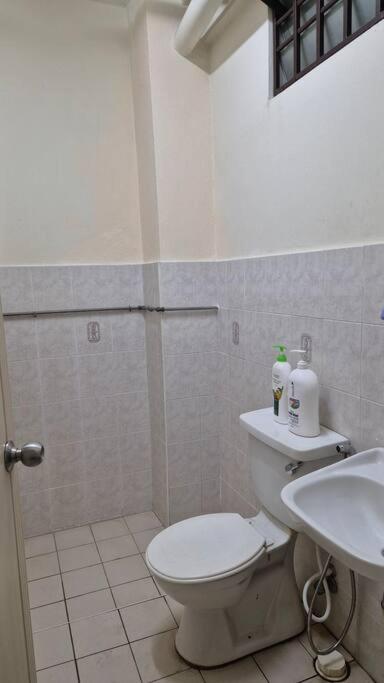 Four-Bedroom House photo 3