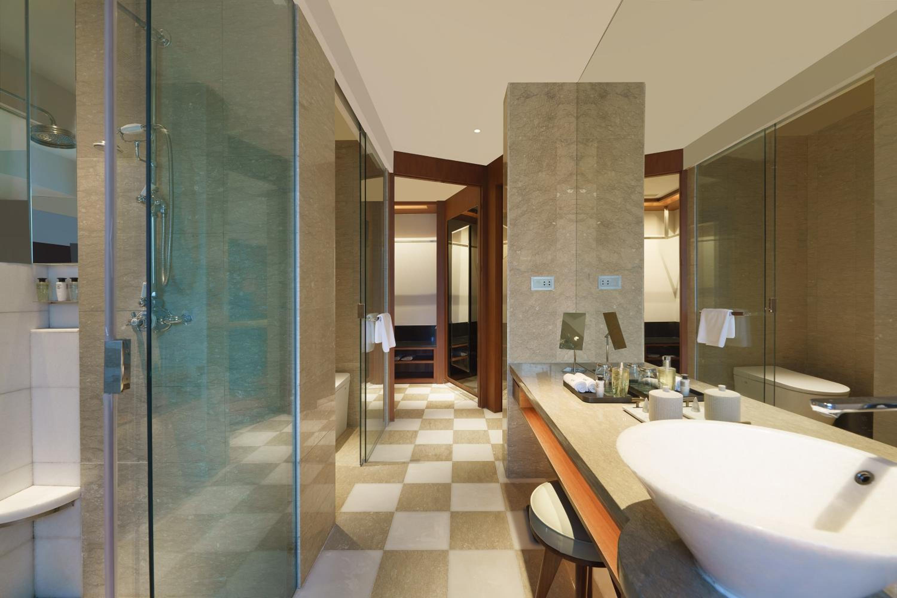 Presidential Suite photo 2