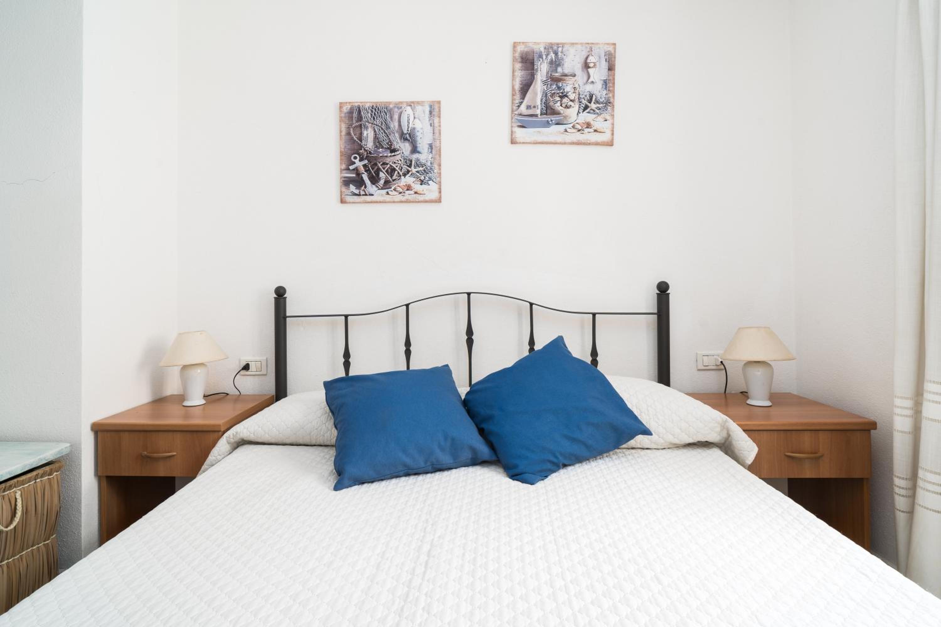 Two-Bedroom House photo 2