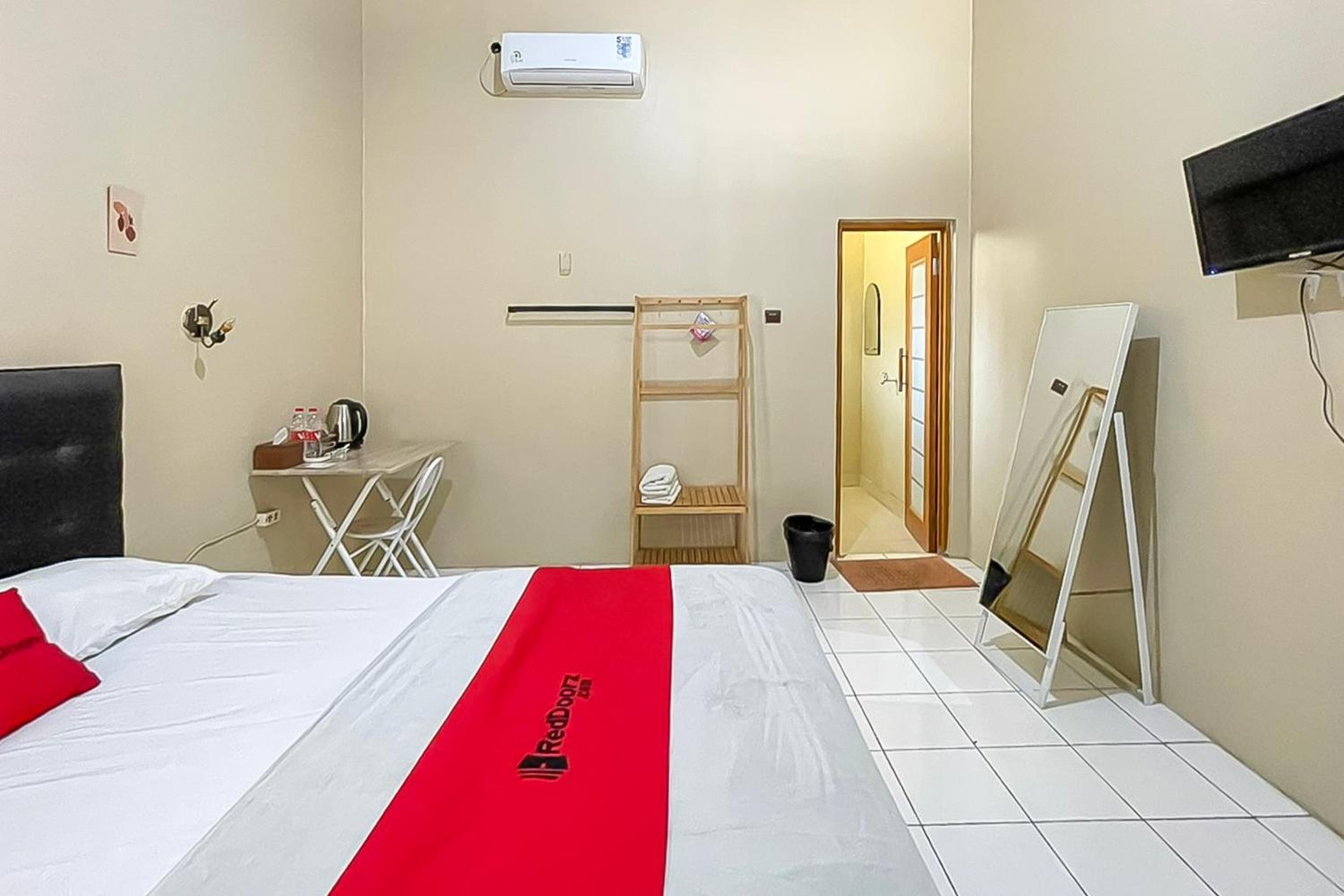 Suite - Photo 2