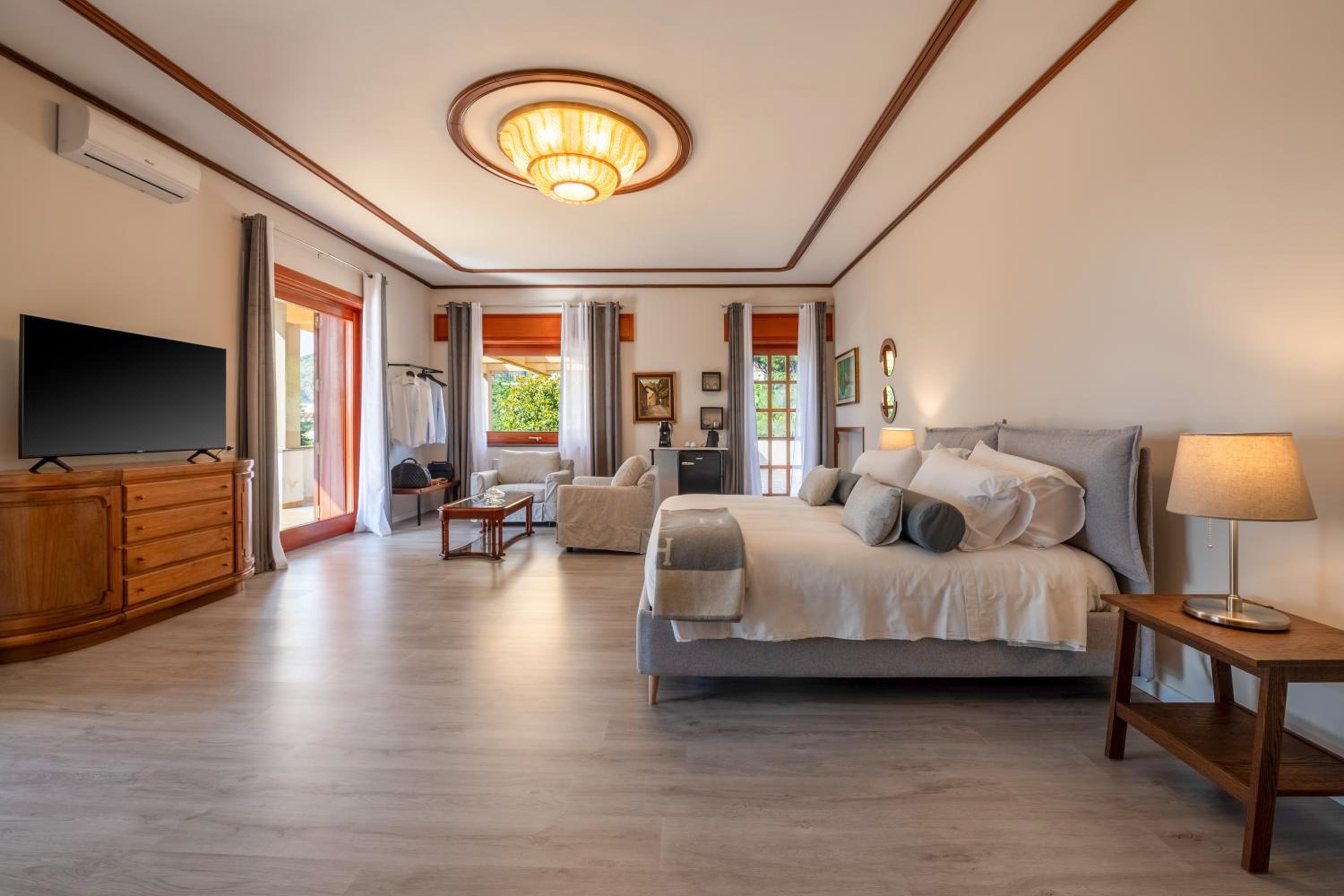 King Room with Balcony