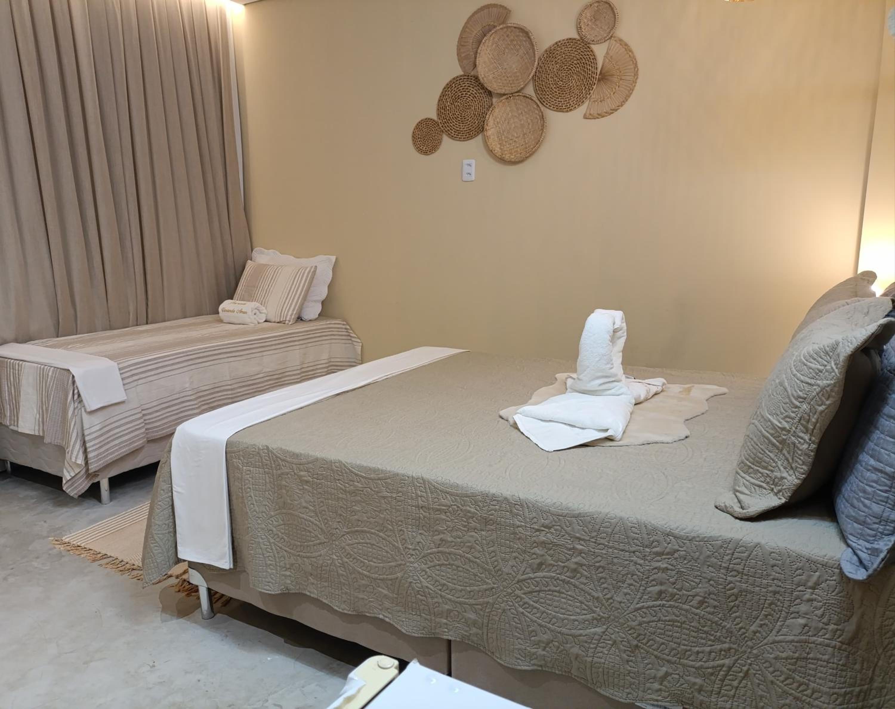 Triple Room with Pool View photo 2