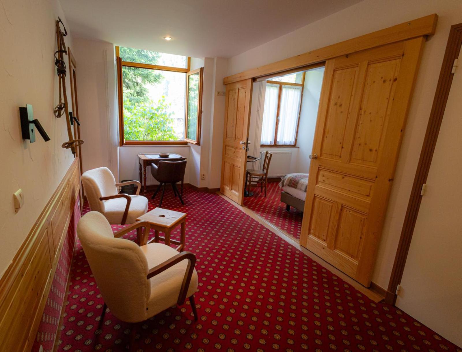 Suite - Photo 4