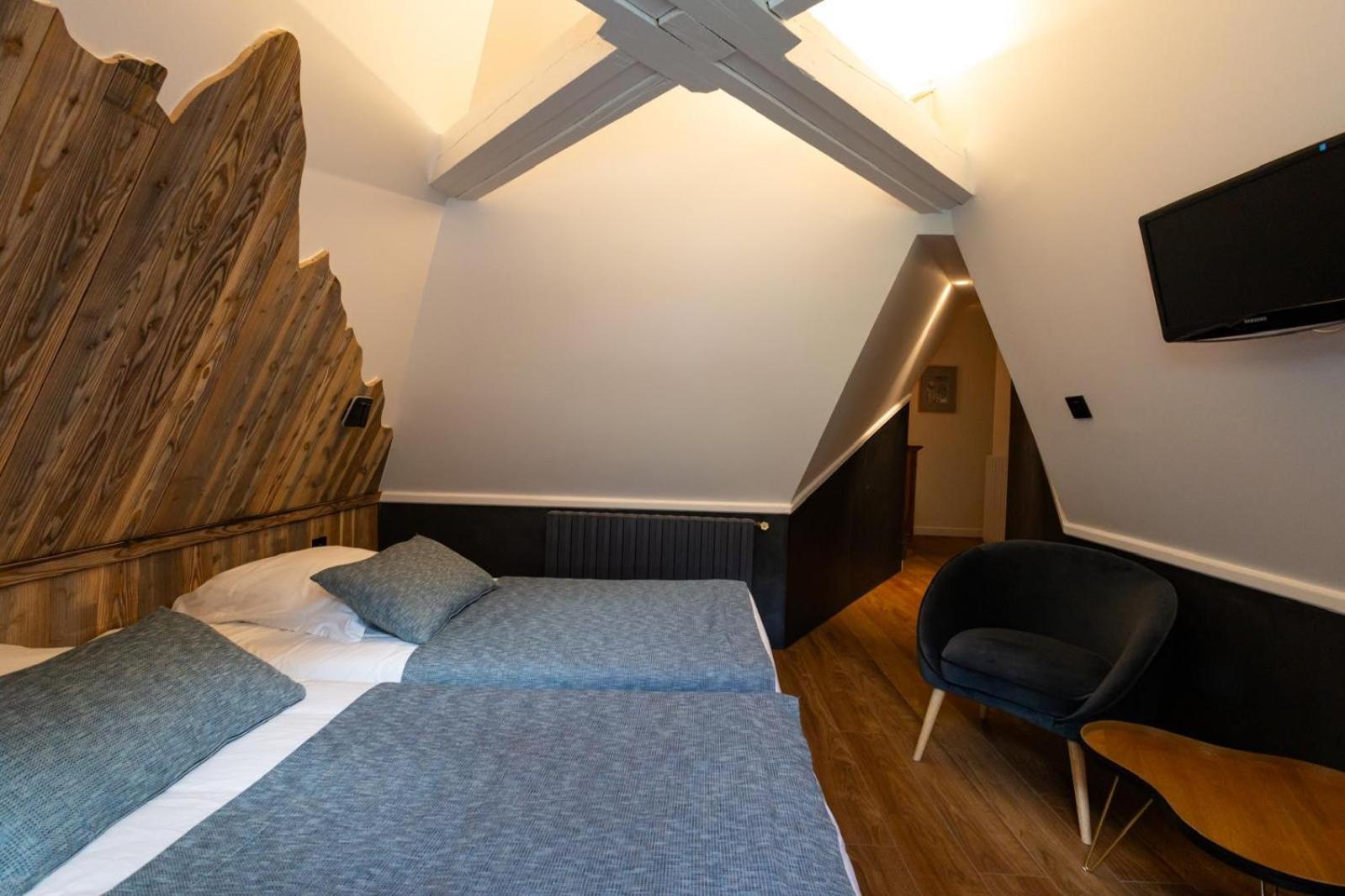 Twin Room - Photo 4