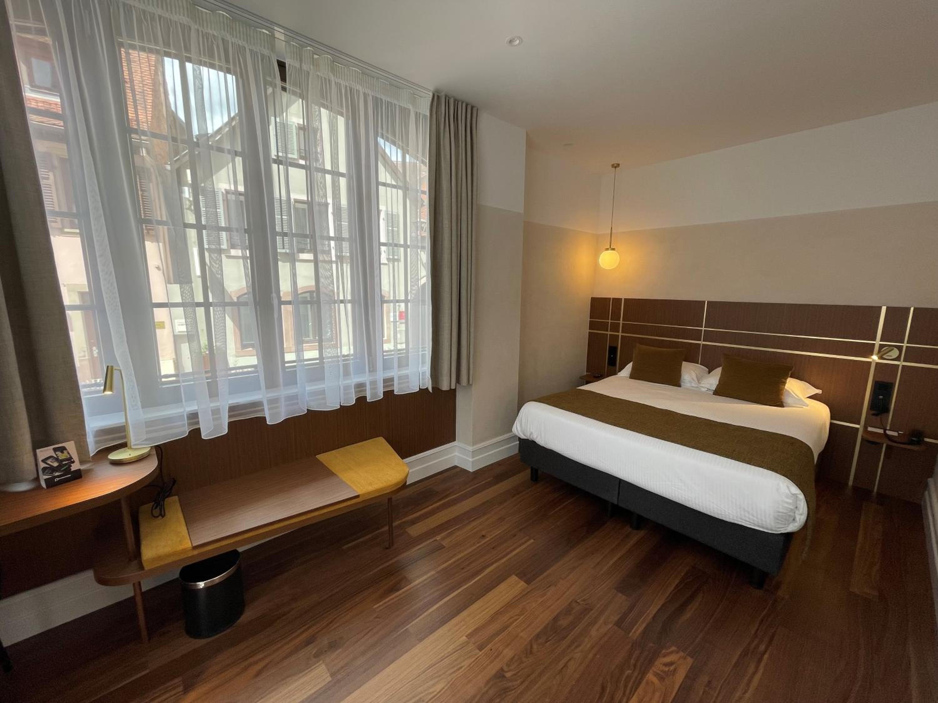 Junior Suite - Photo 13