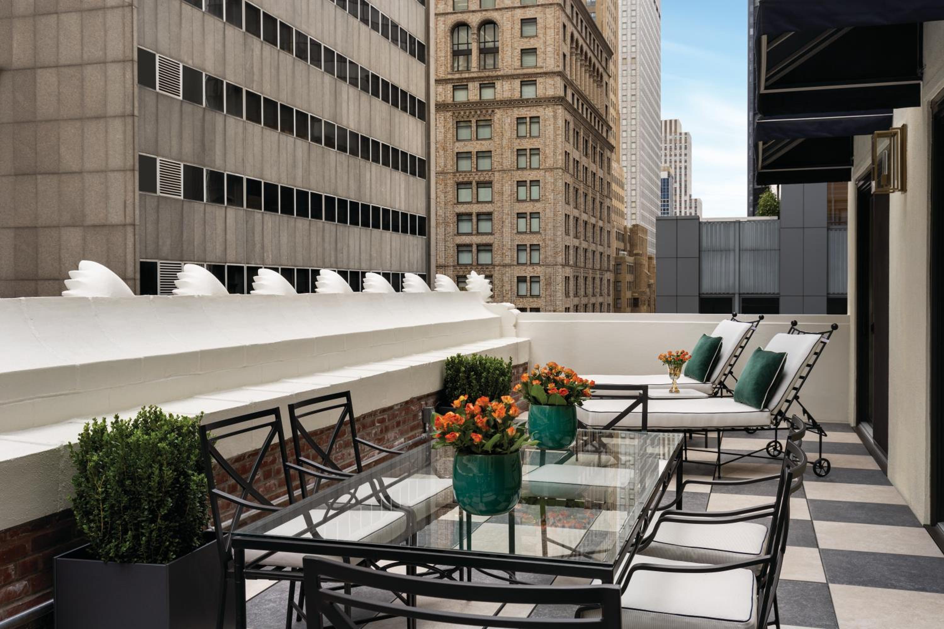 Penthouse Apartment thumbnail 5