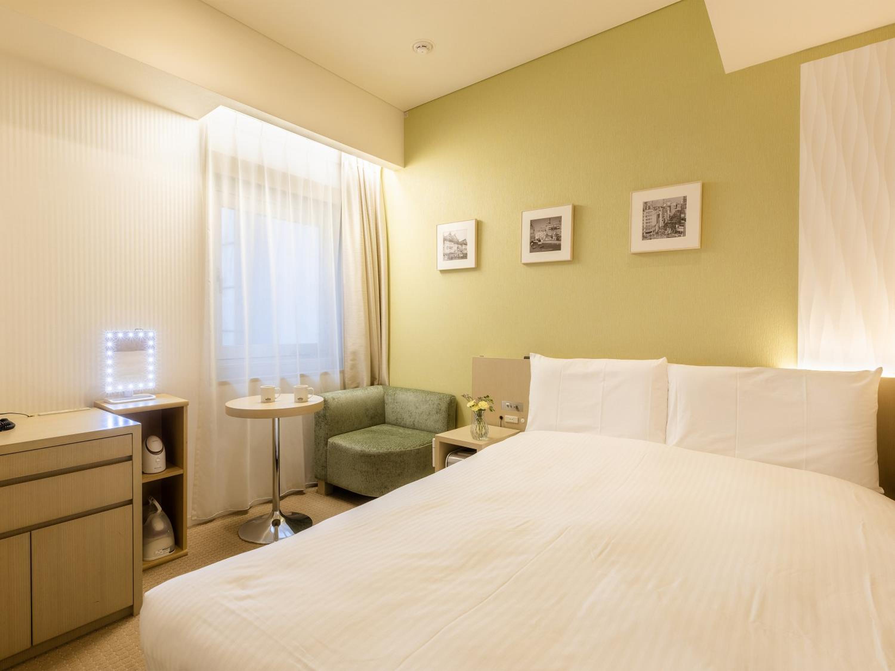 Standard Double Room - Non-Smoking - Room facilities by ReFa