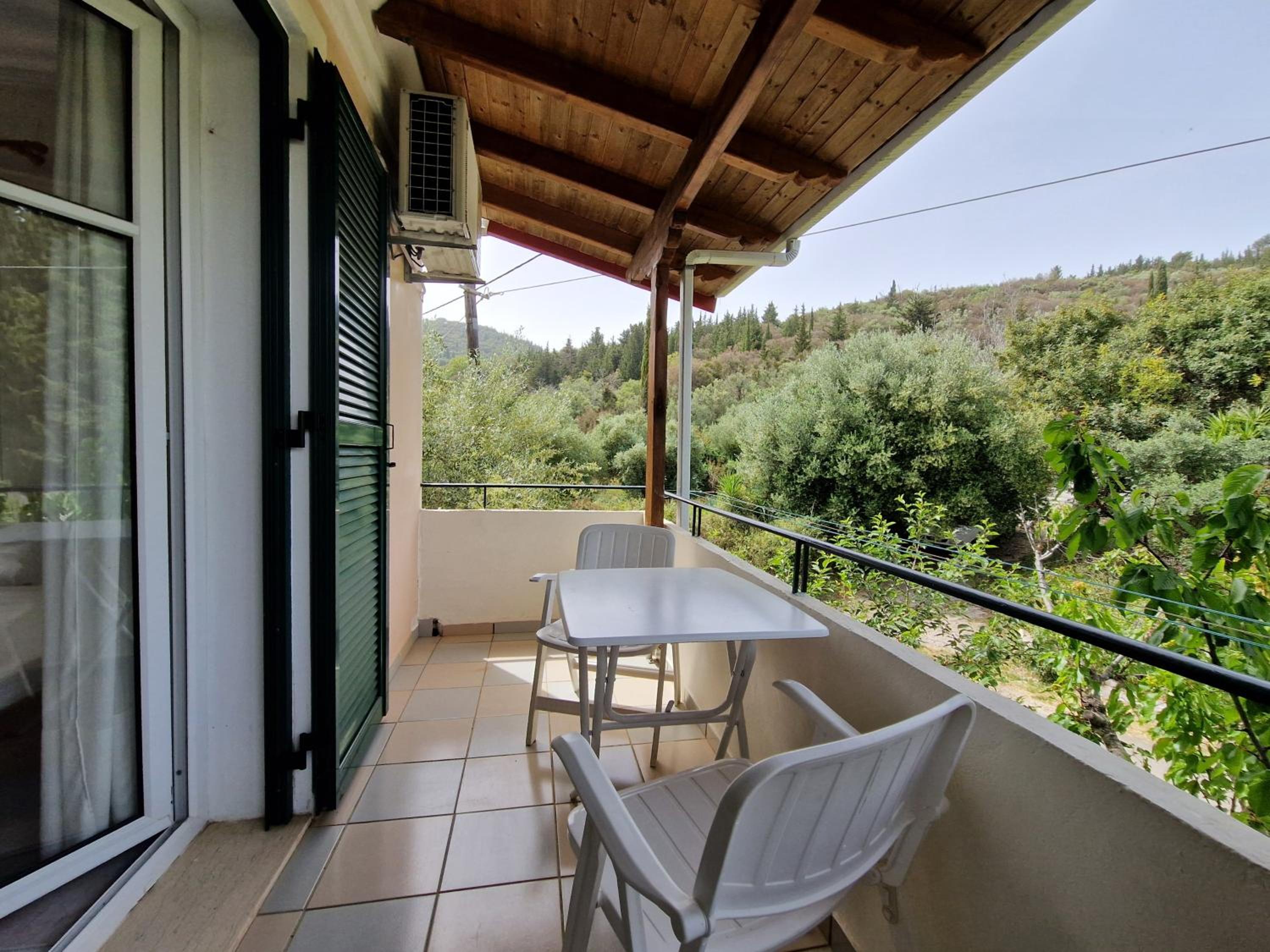 Studio with Balcony photo 1