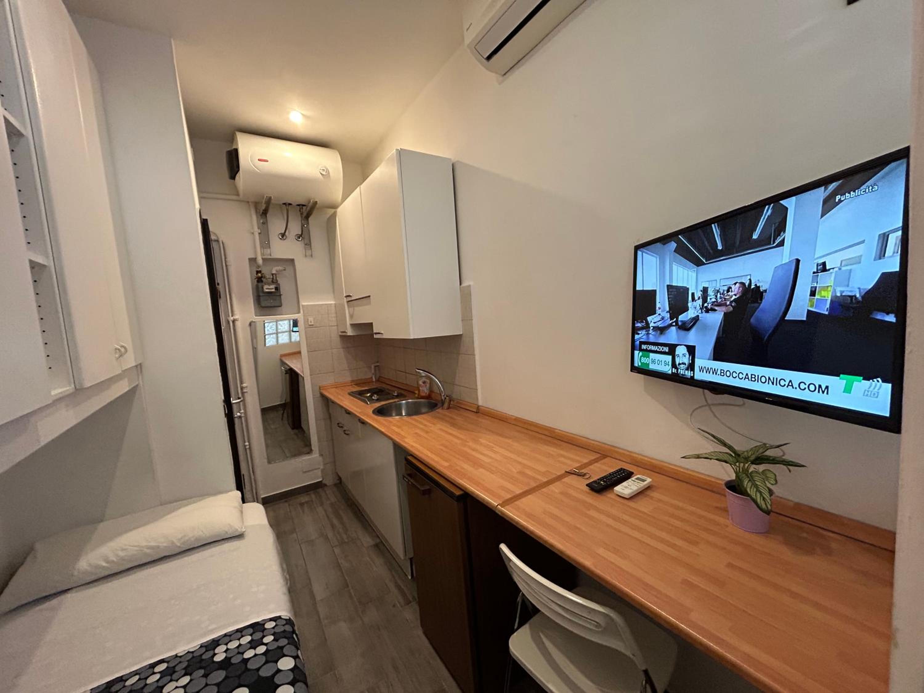 One-Bedroom Apartment
