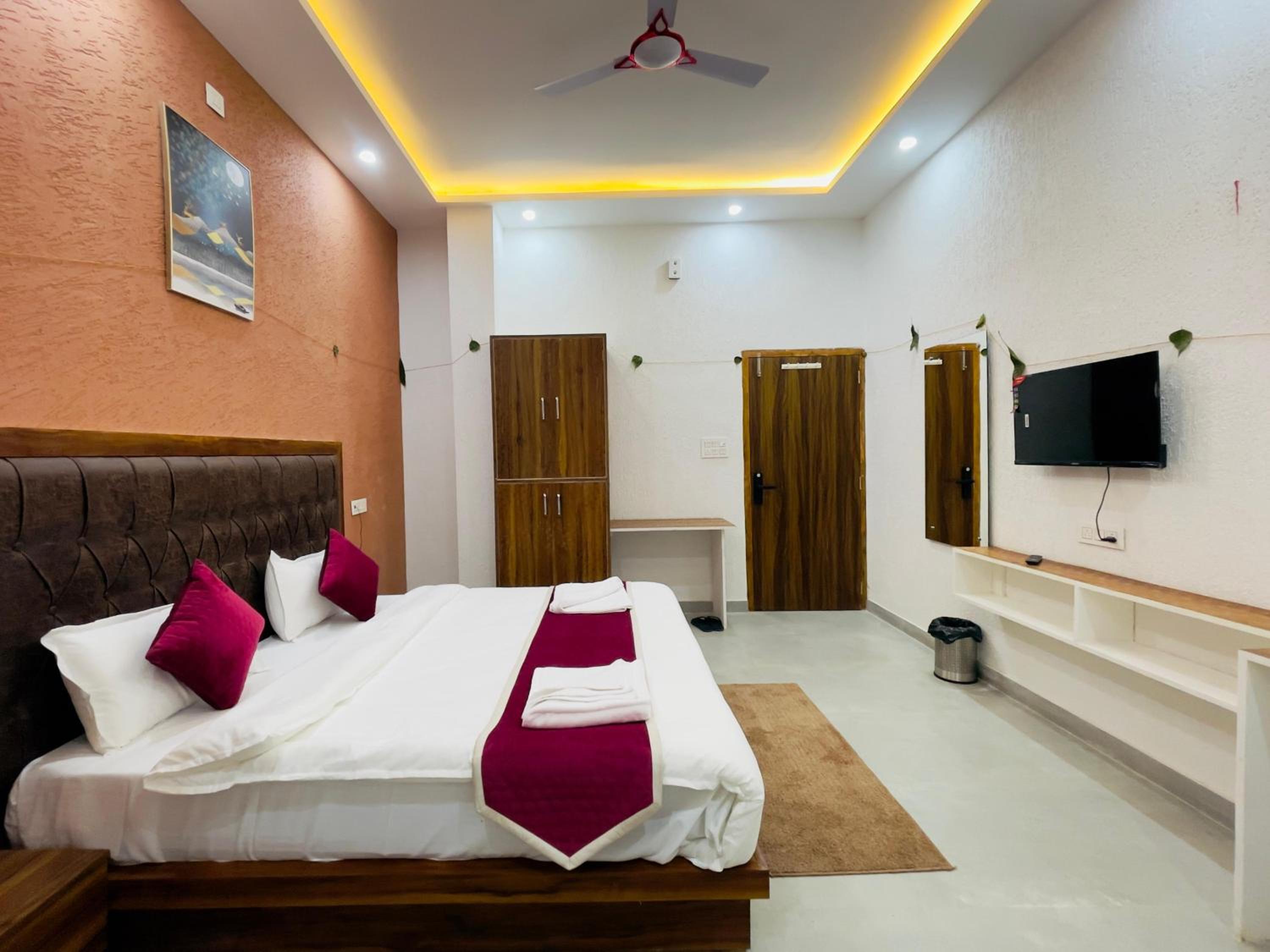 Superior King Room photo 1