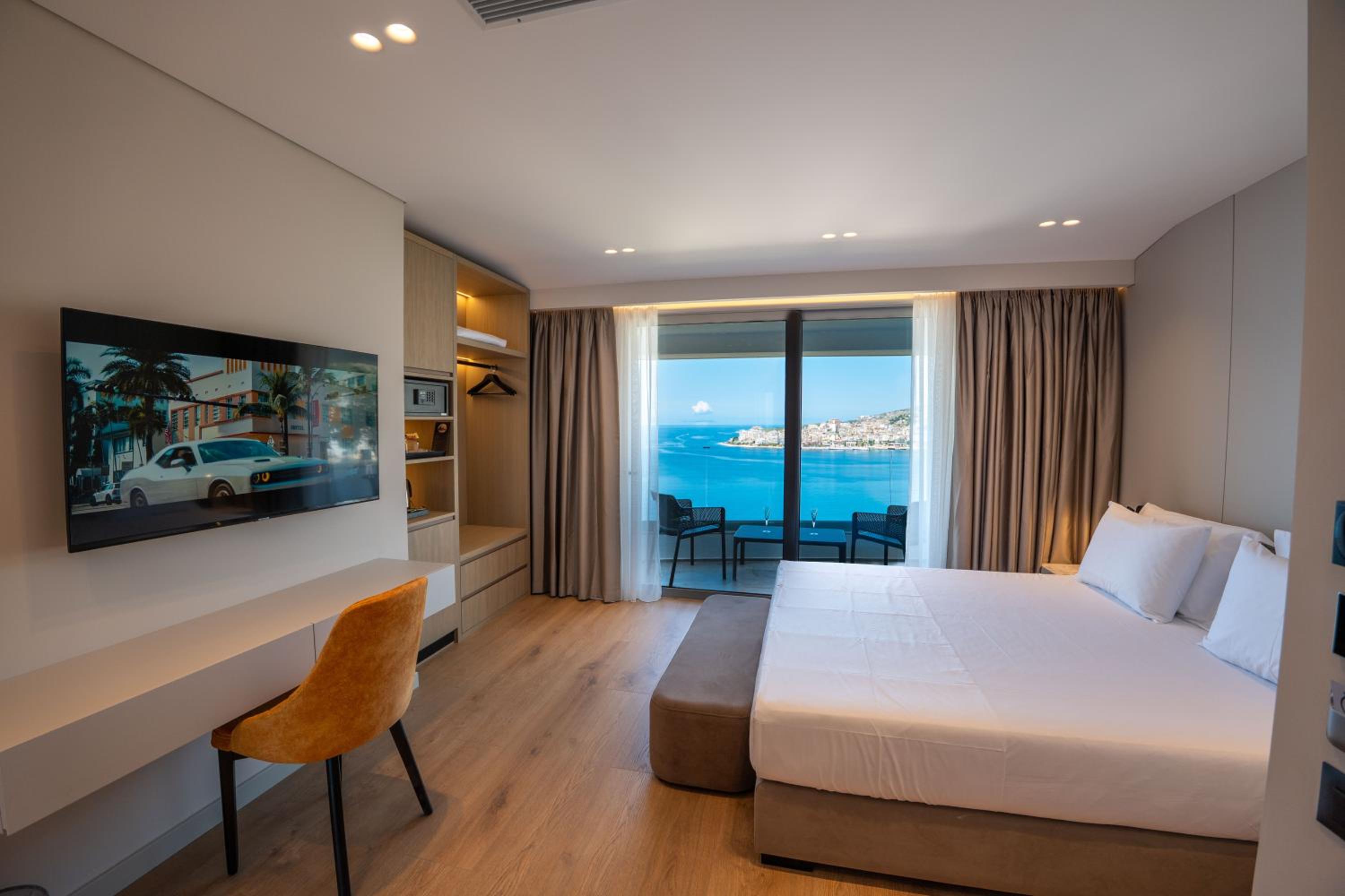 Junior Suite with Sea View photo 3