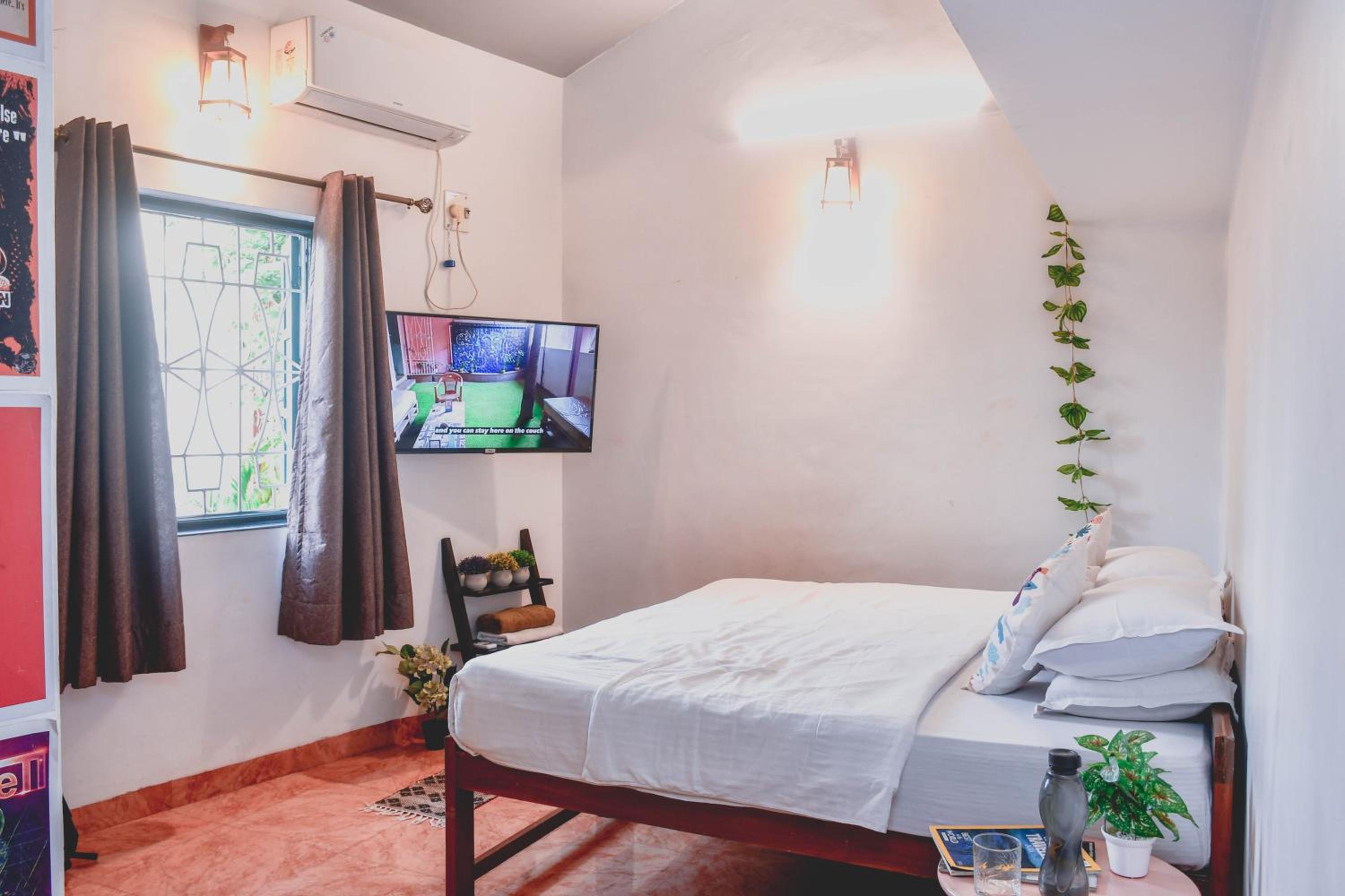 Double Room - Photo 1