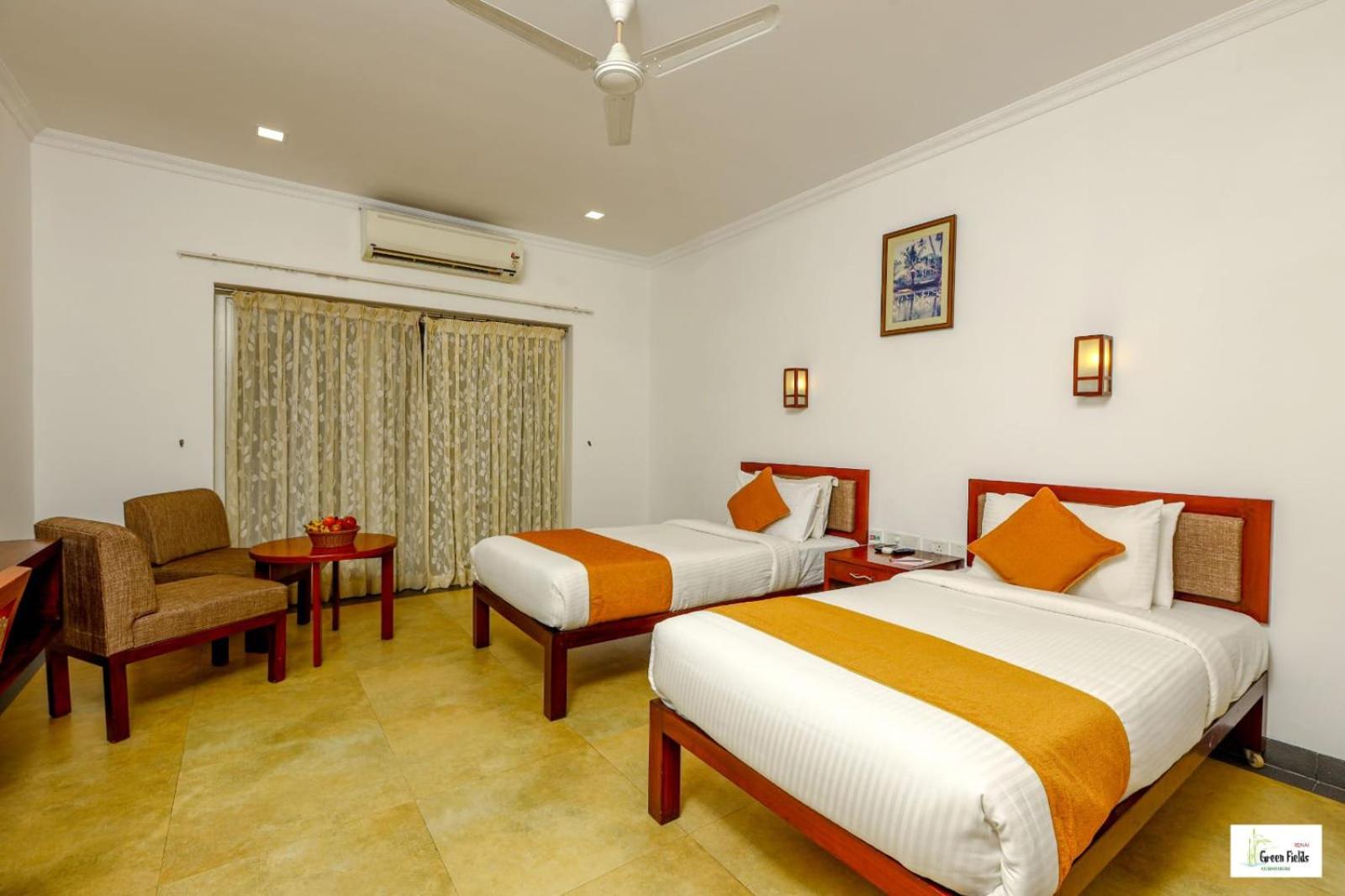 Deluxe Double or Twin Room - Photo 18