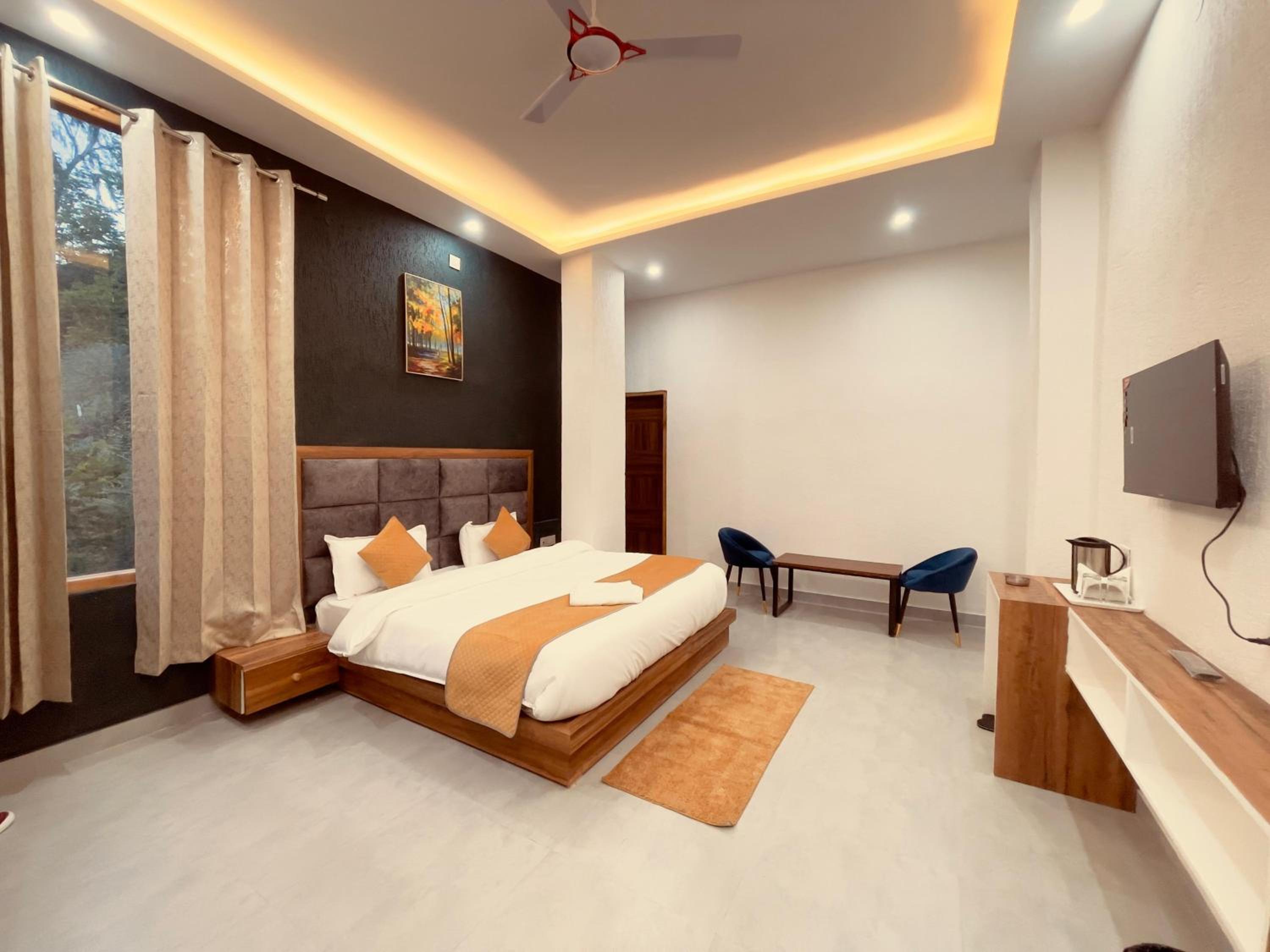 Superior King Room photo 3