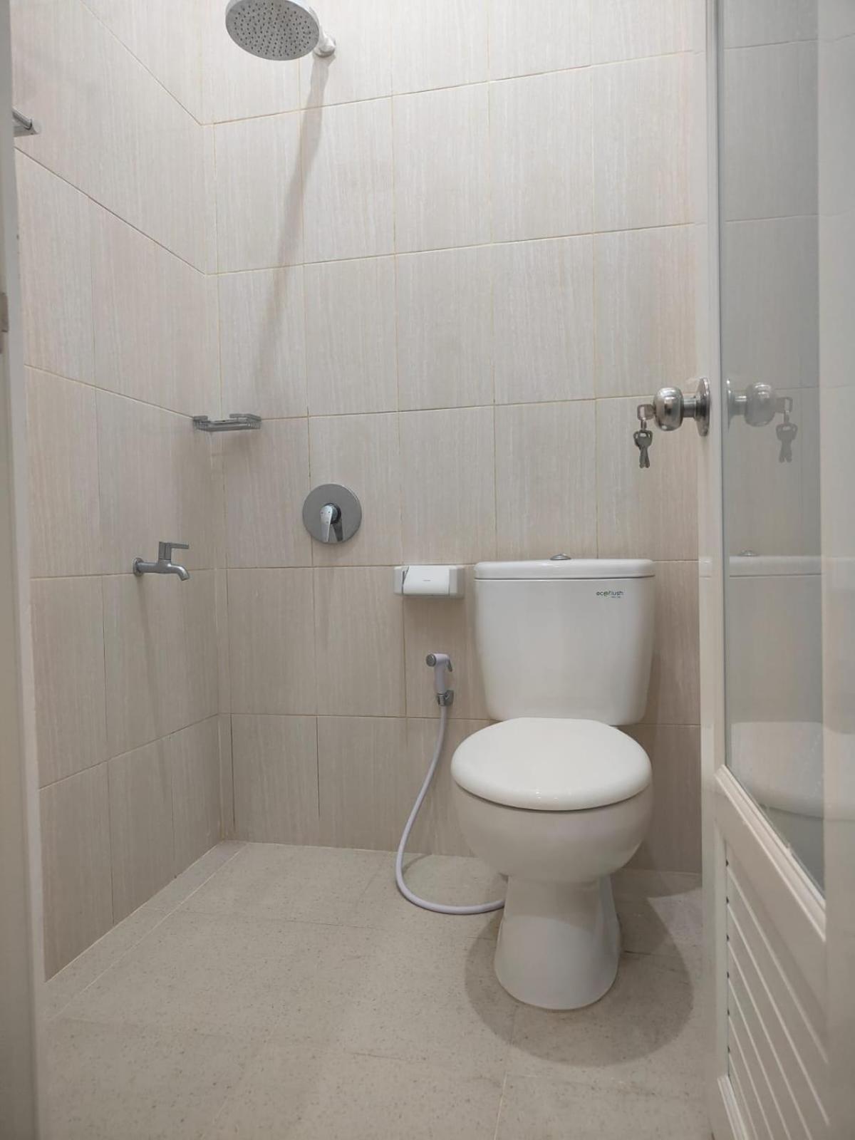 Double Room with Private Bathroom photo 2