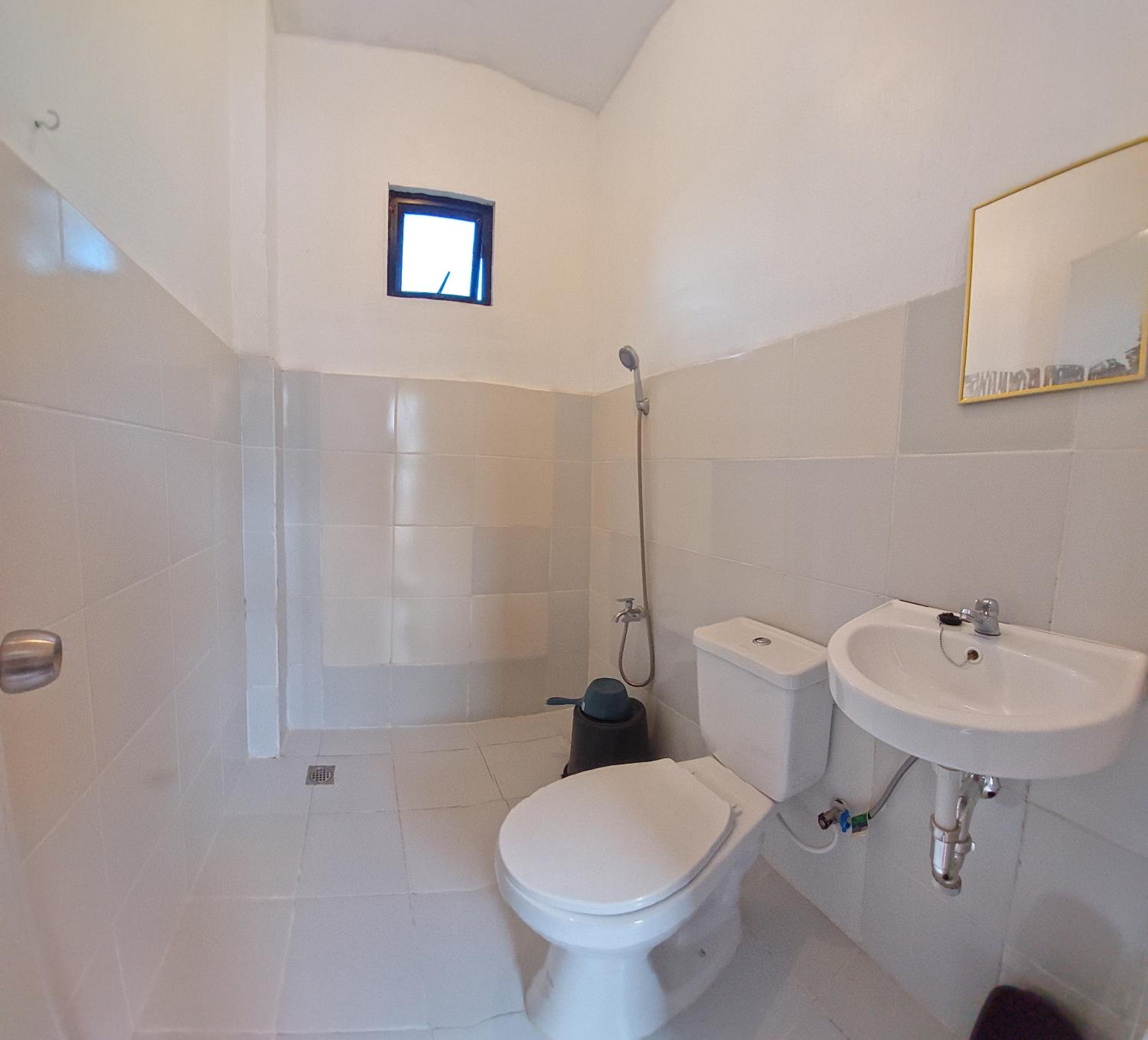 Standard Double Room - Photo 4