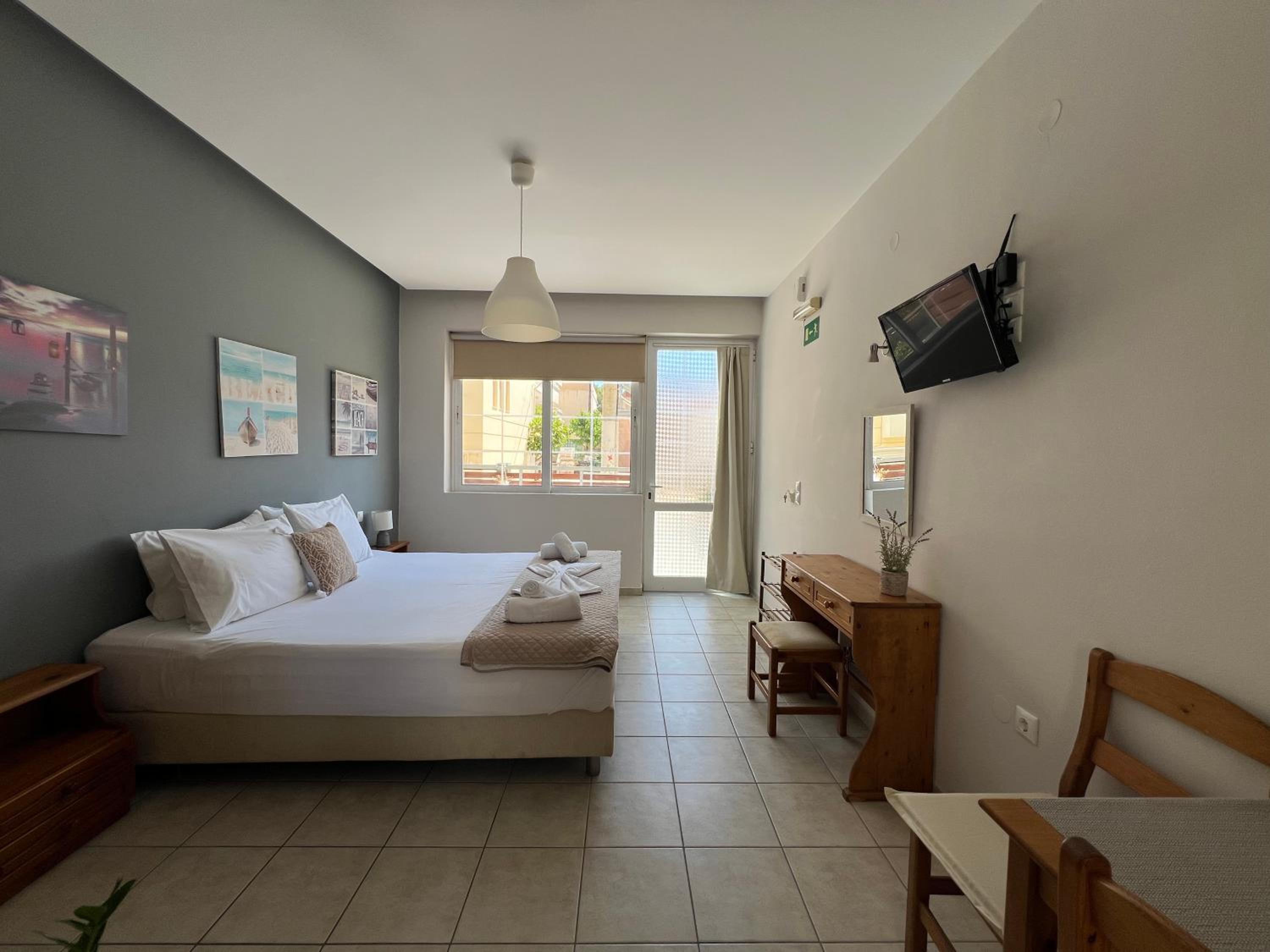 Studio Apartment With Balcony