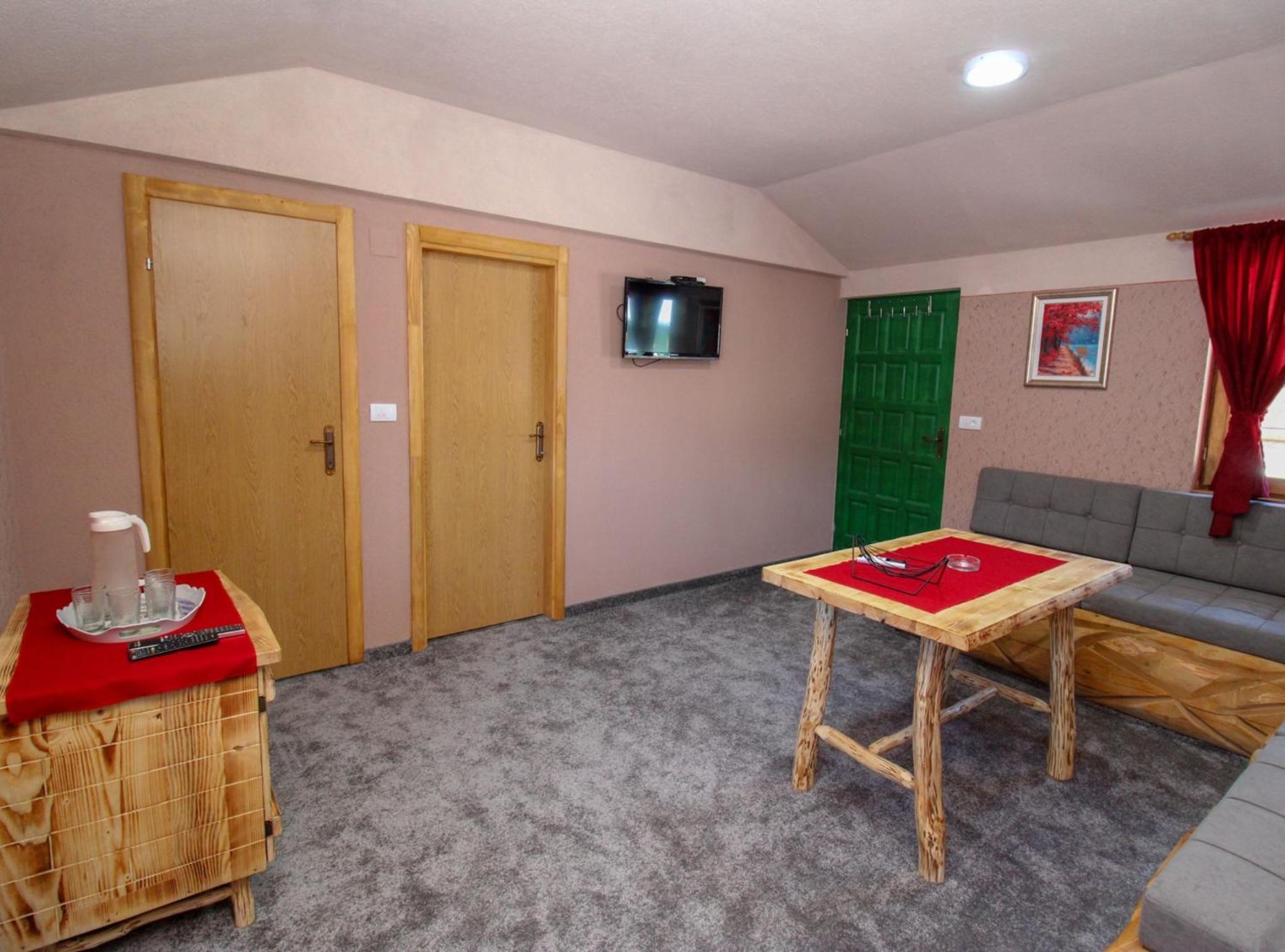 1 Bedroom Holiday Home photo 2
