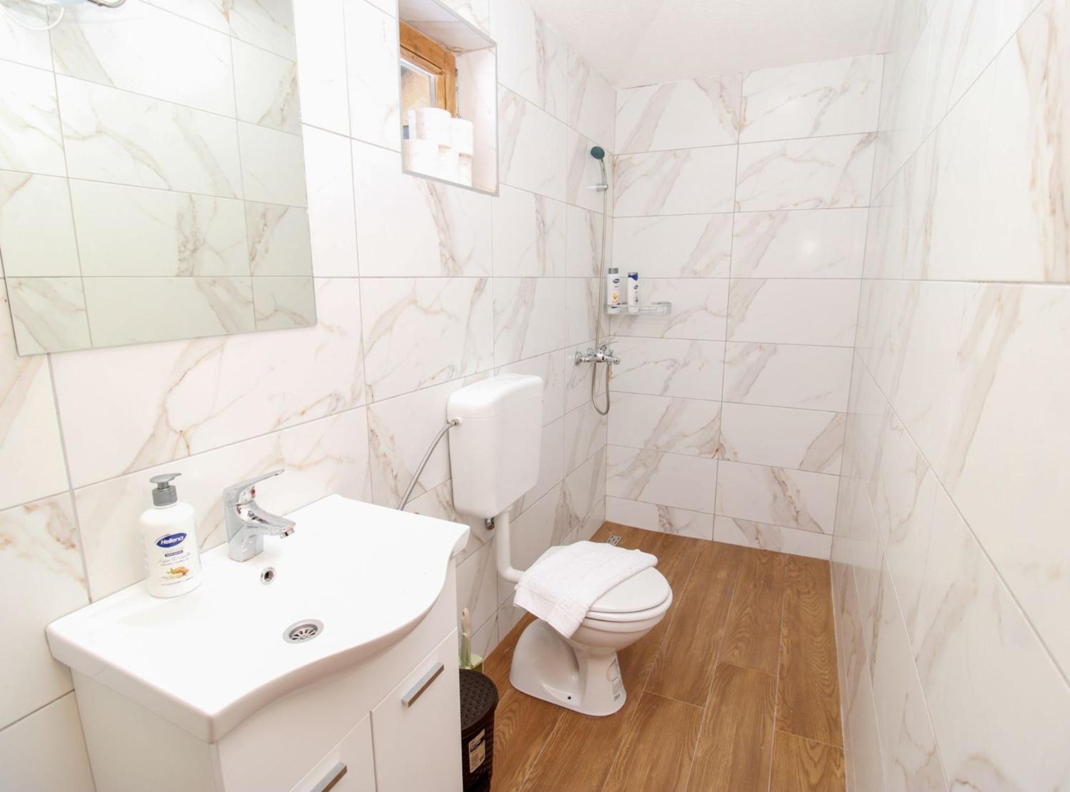 1 Bedroom Holiday Home photo 3