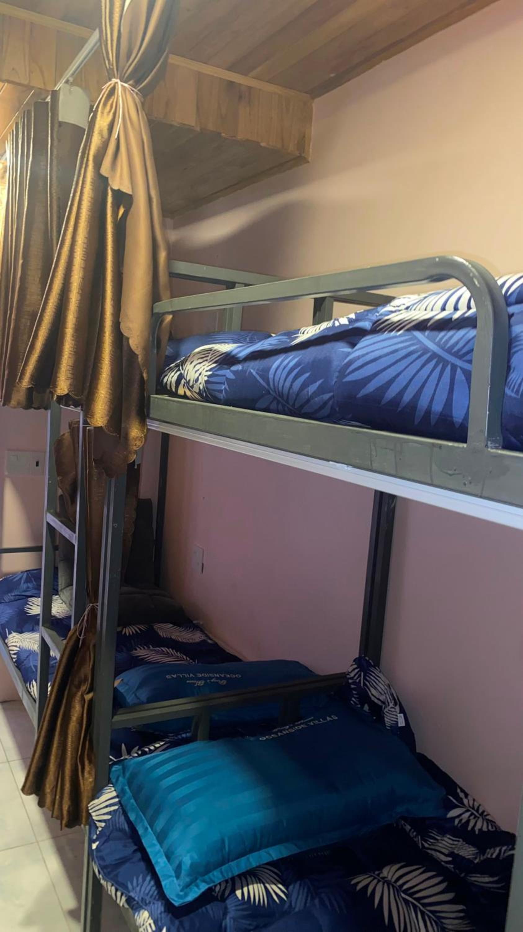 Bed in 8-Bed Dormitory Room photo 3