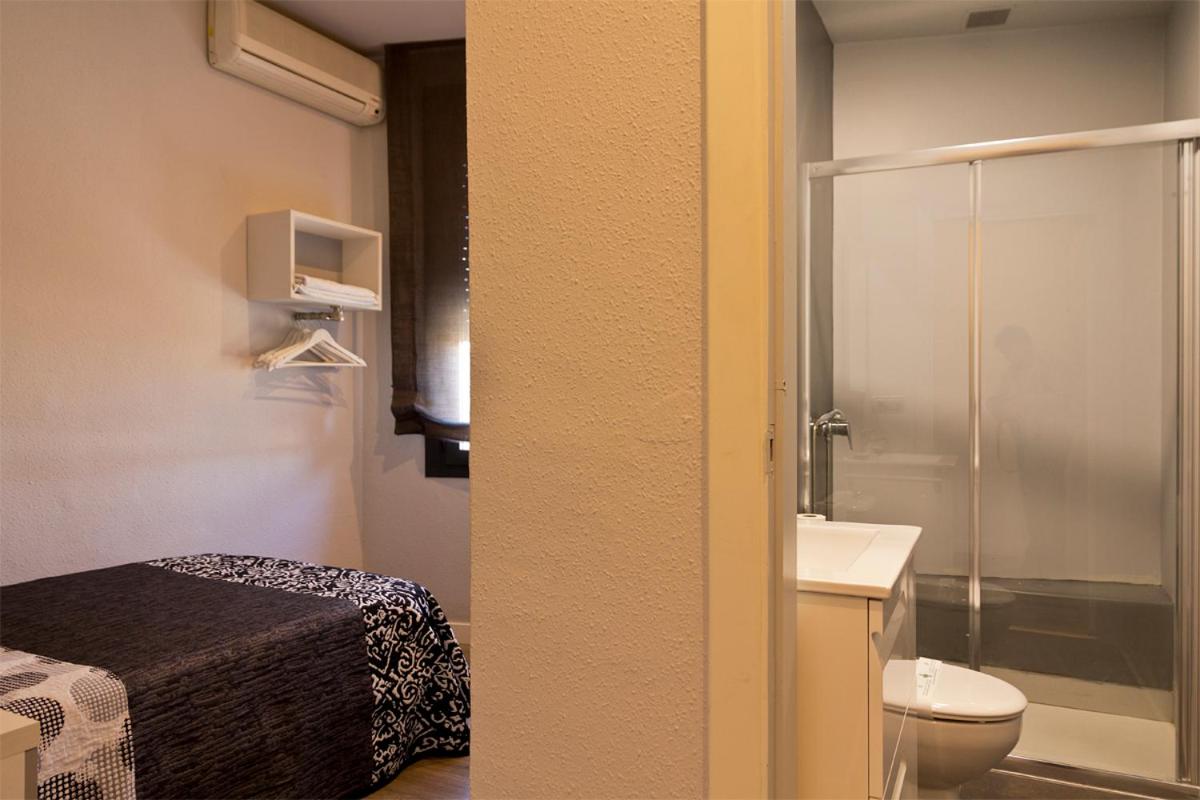 Habitación individual con baño privado