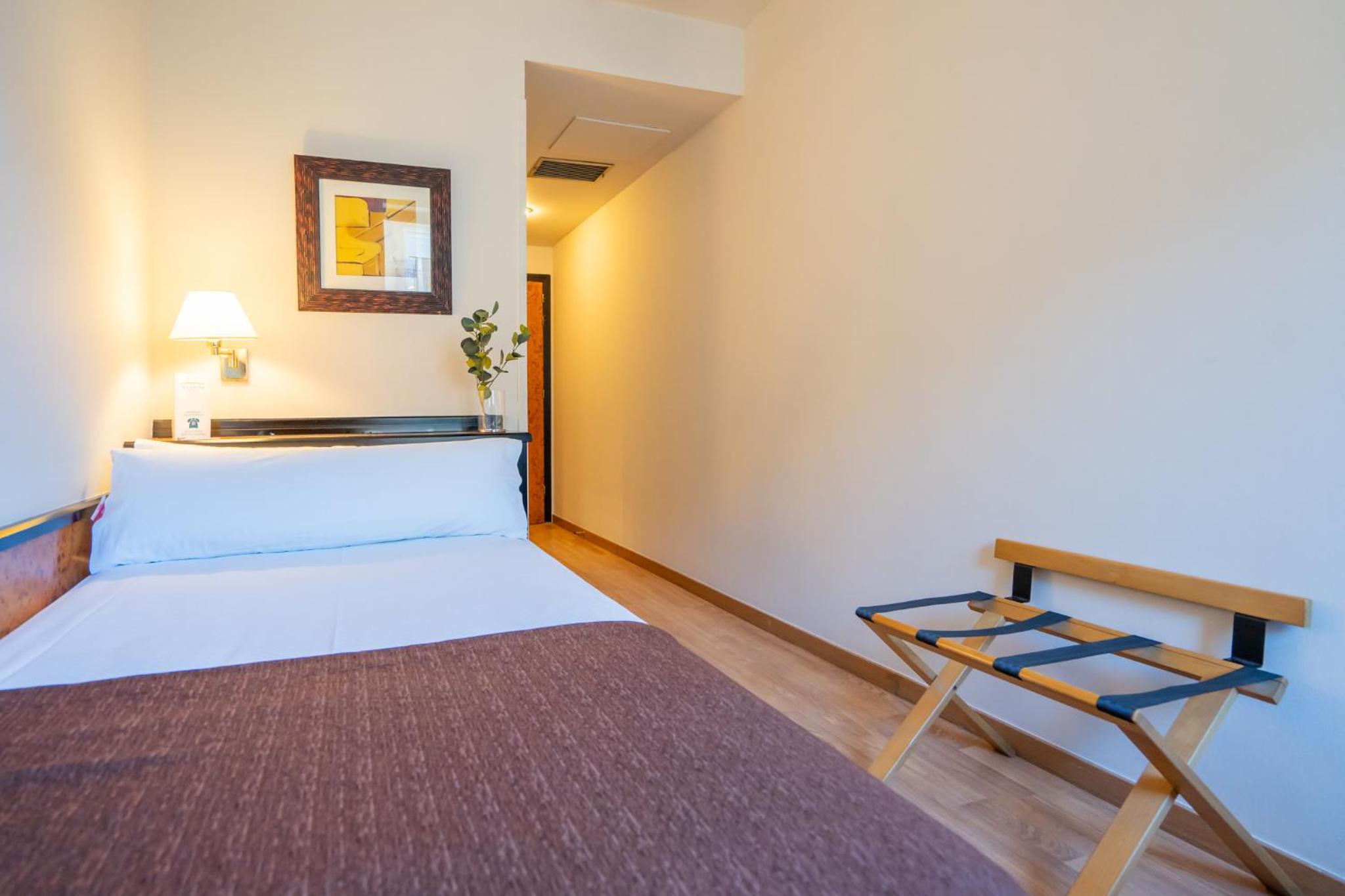 Single Room photo 3
