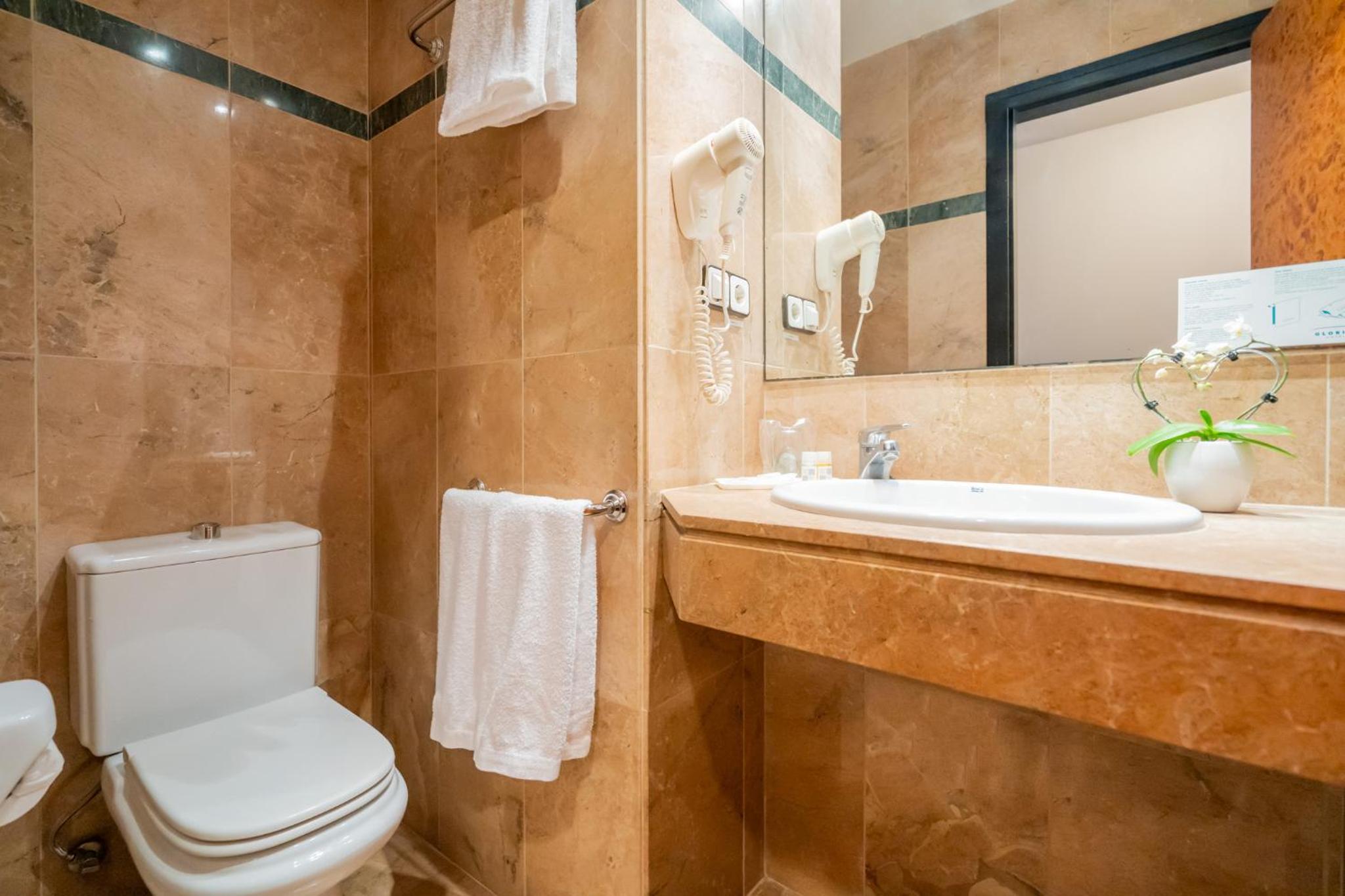 Single Room photo 2