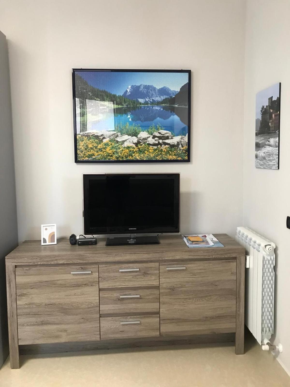 Studio Apartment