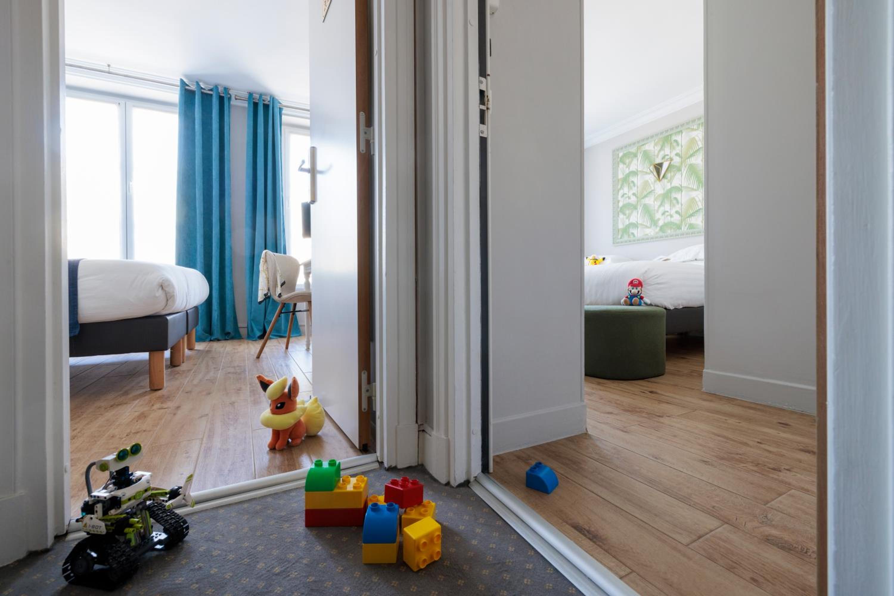 Two Connecting Double Rooms