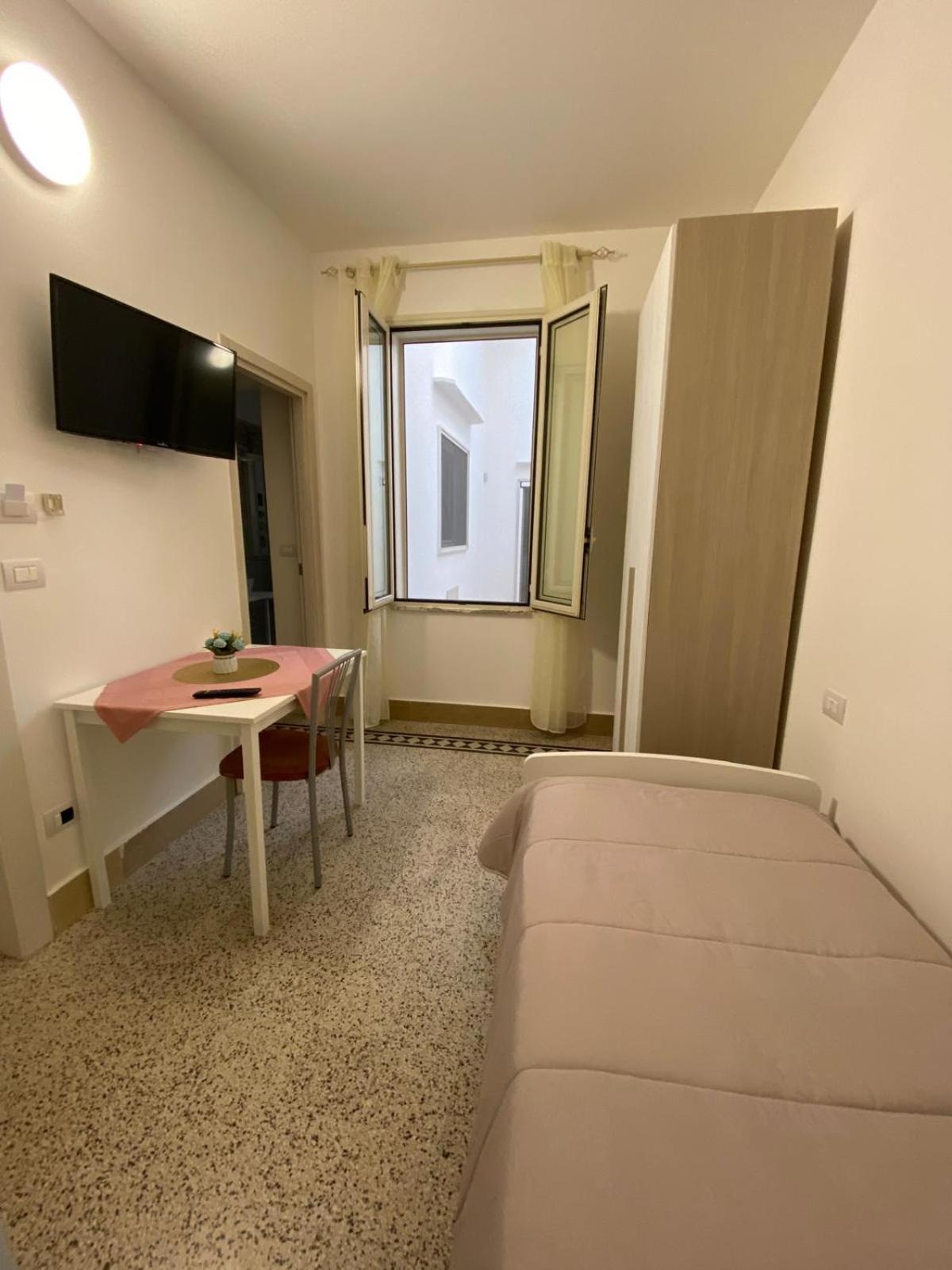 Double or Twin Room with Private Bathroom