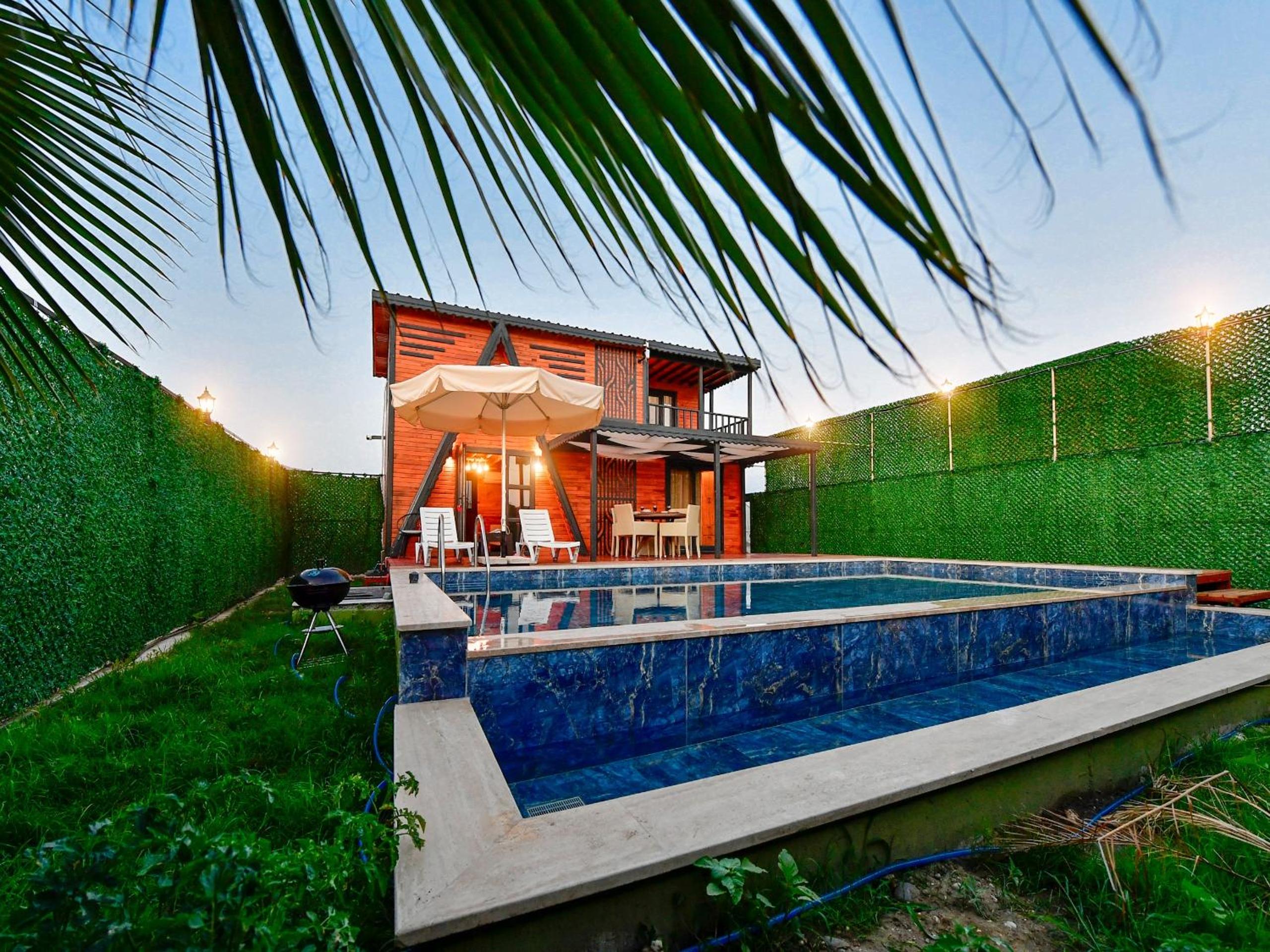 Three-Bedroom Villa photo 2