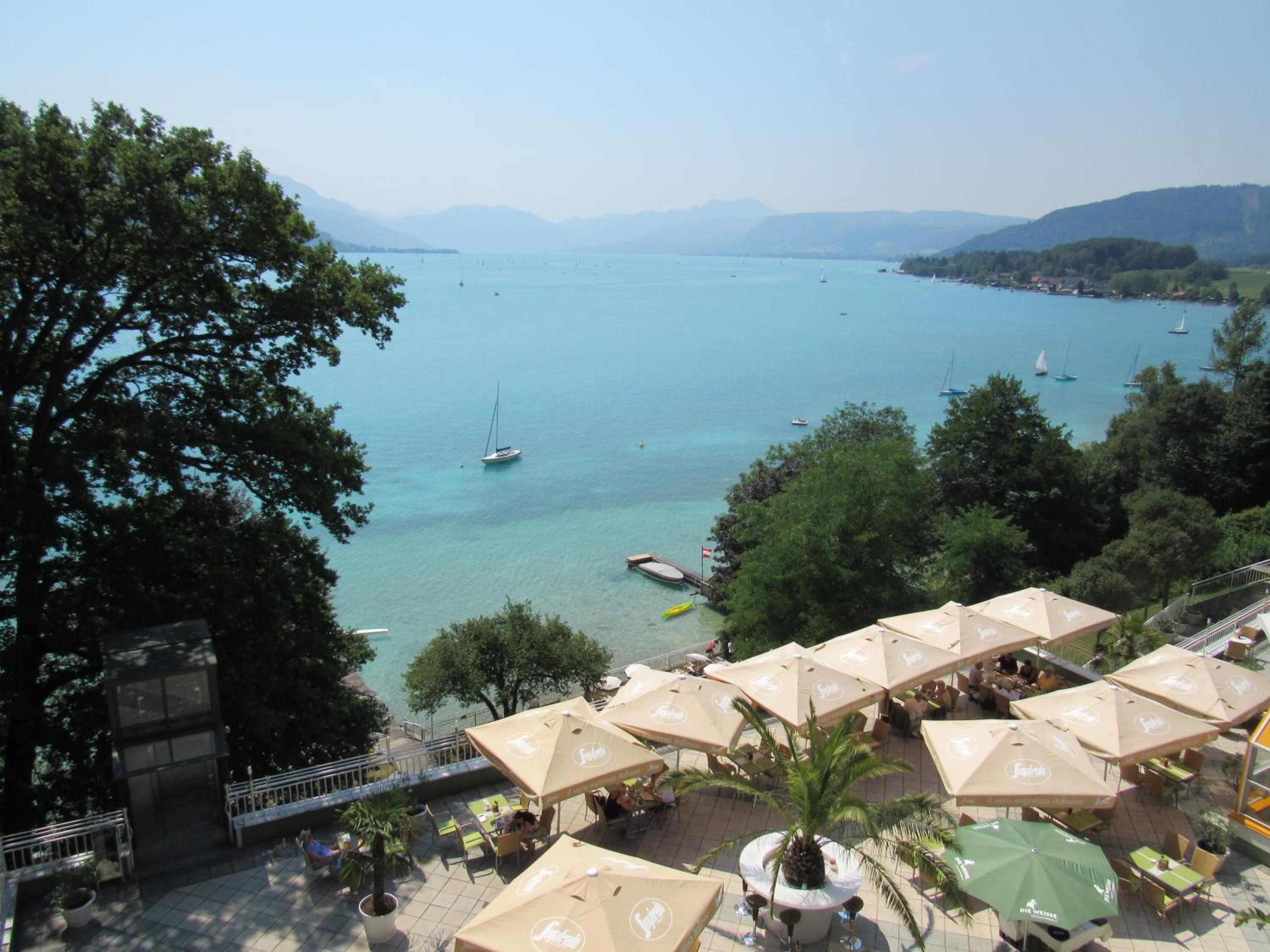 Double Room with Balcony and Lake View photo 2
