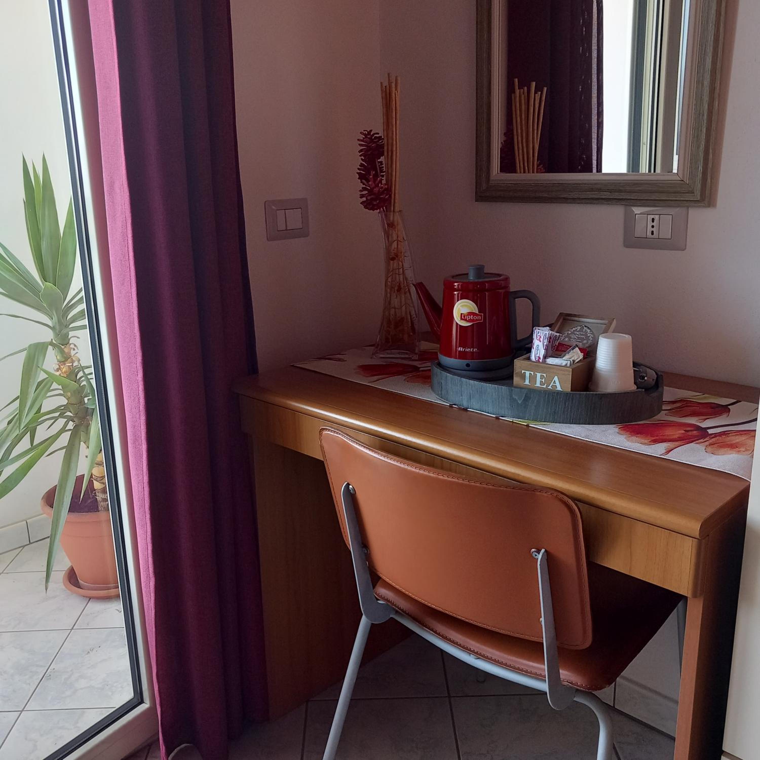 Double Room - Photo 5