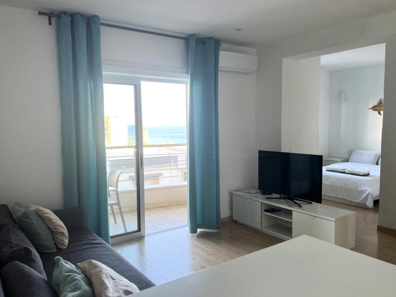 Studio Apartment with Side Sea View photo 3