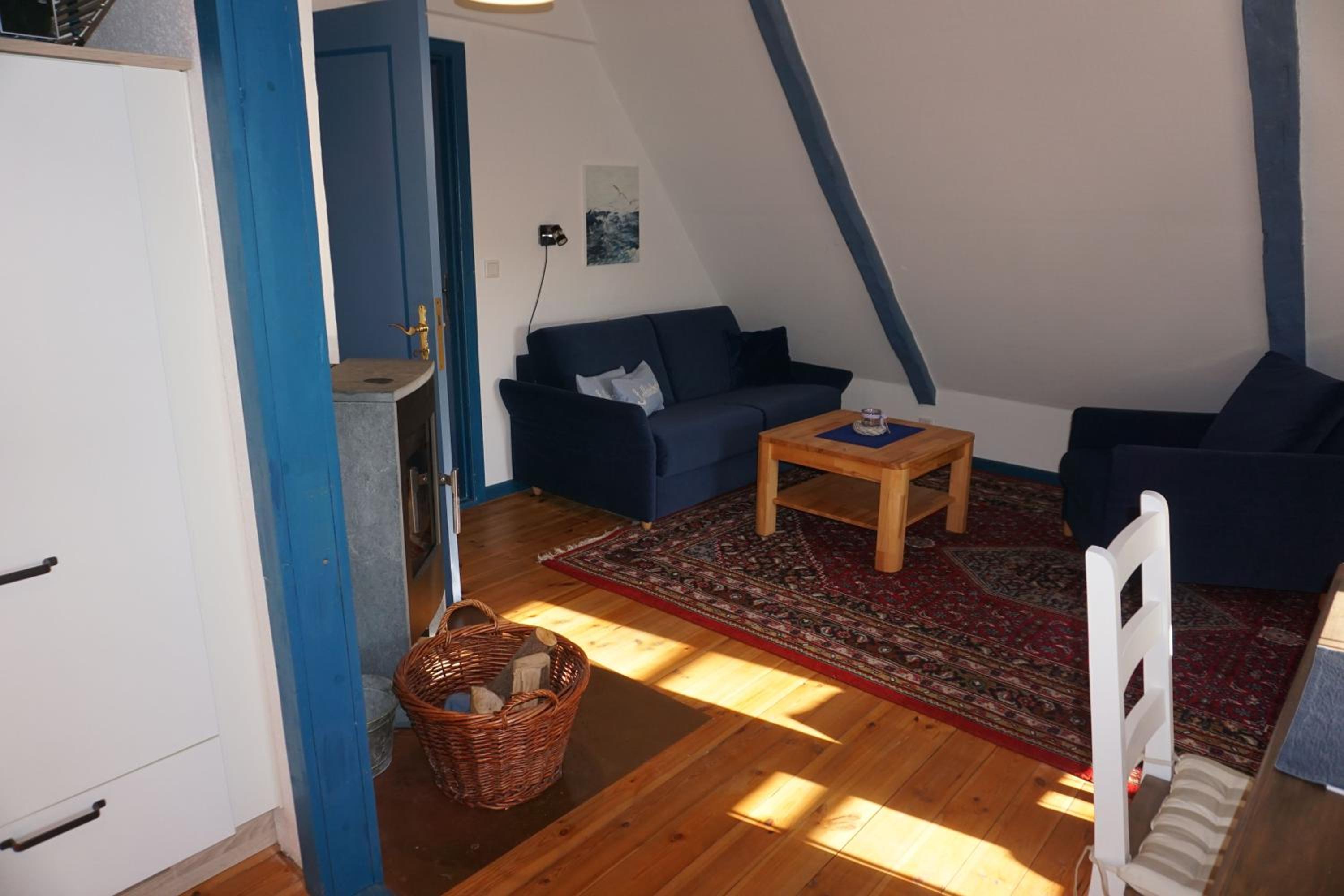 One-Bedroom Apartment with Terrace photo 1