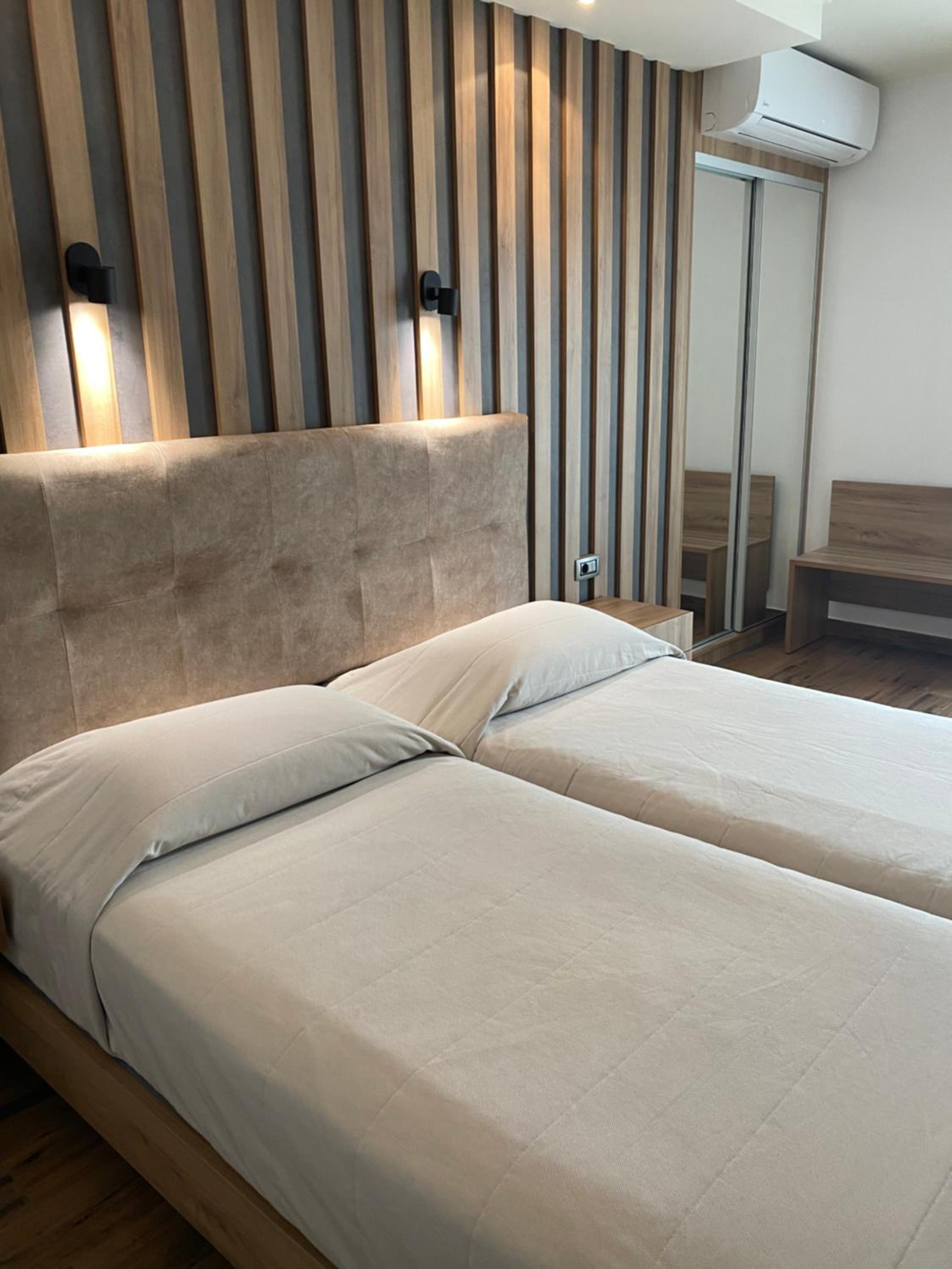Single Room photo 2