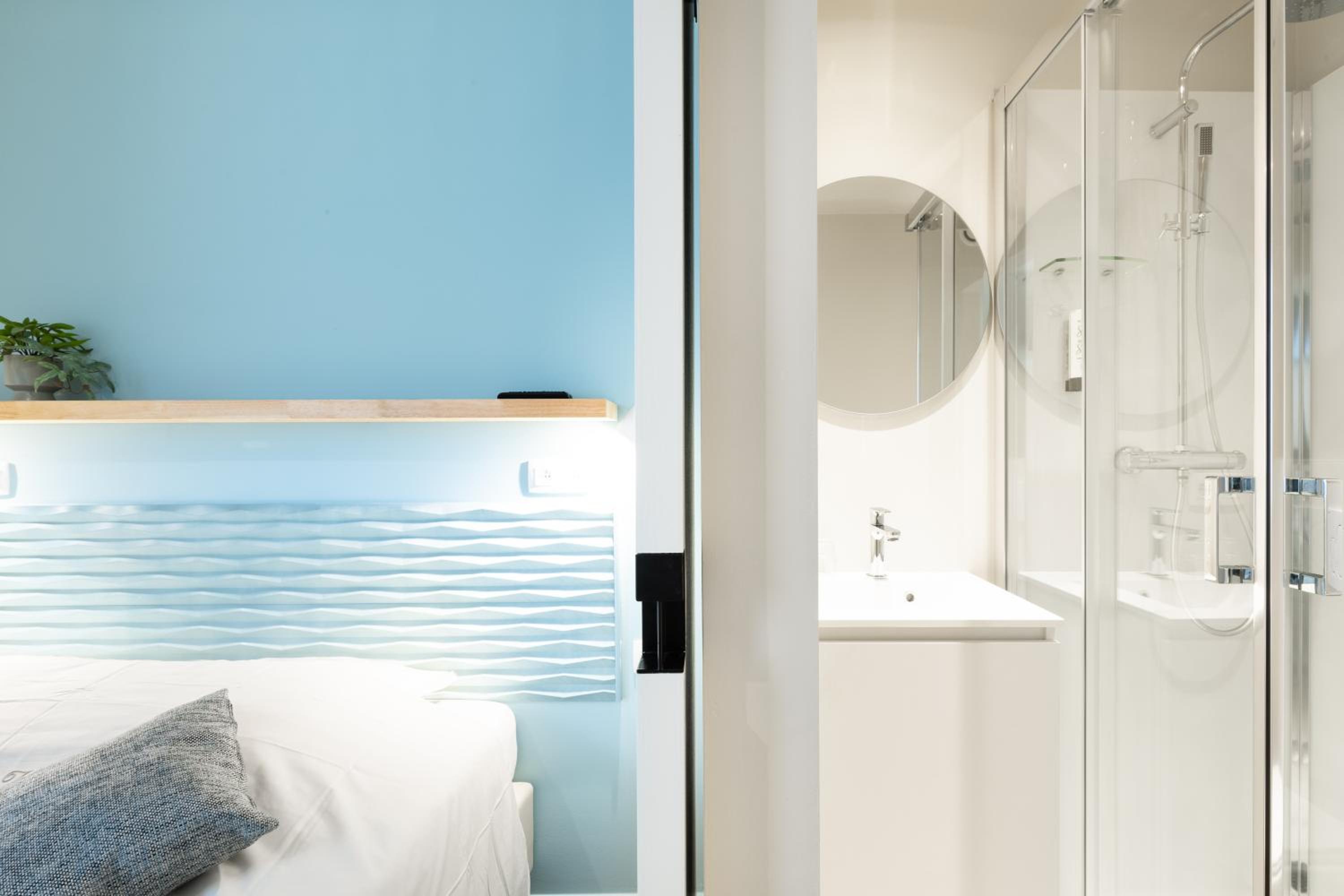 Standard Double Room photo 3