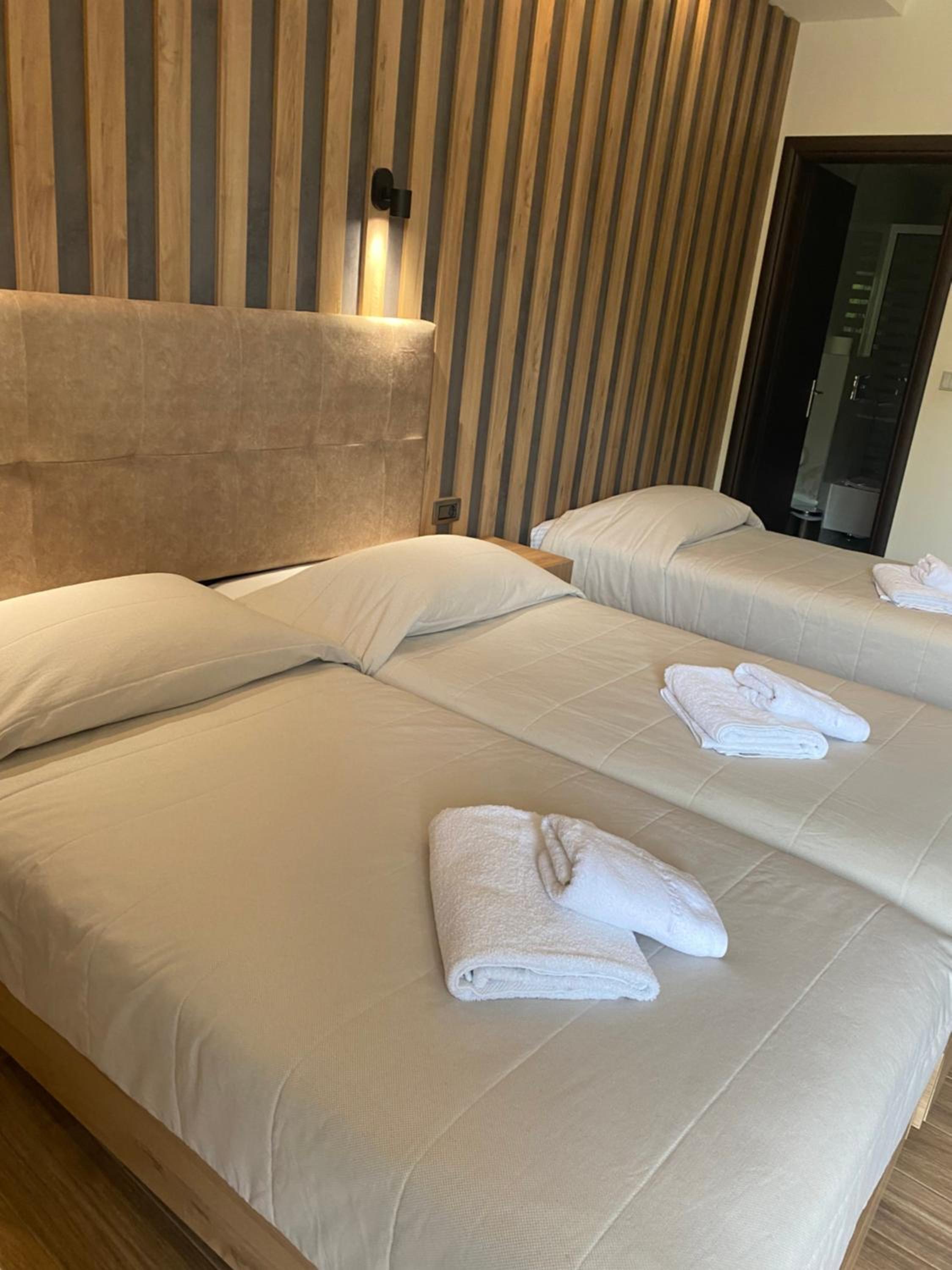 Triple Room - Photo 2